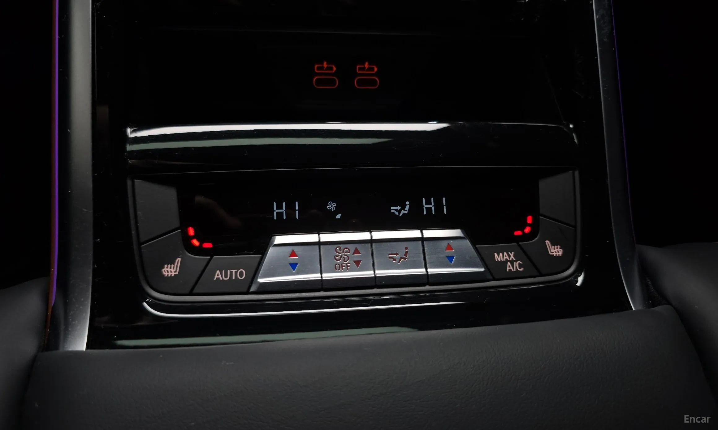 BMW 8-series (G15) превью 18