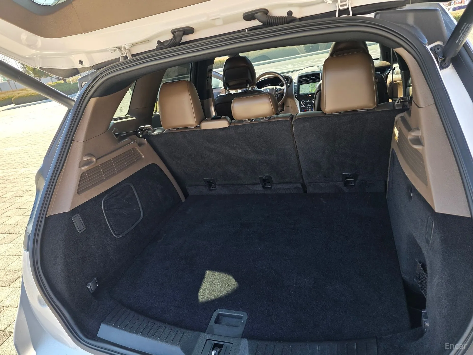 Lincoln MKC превью 19