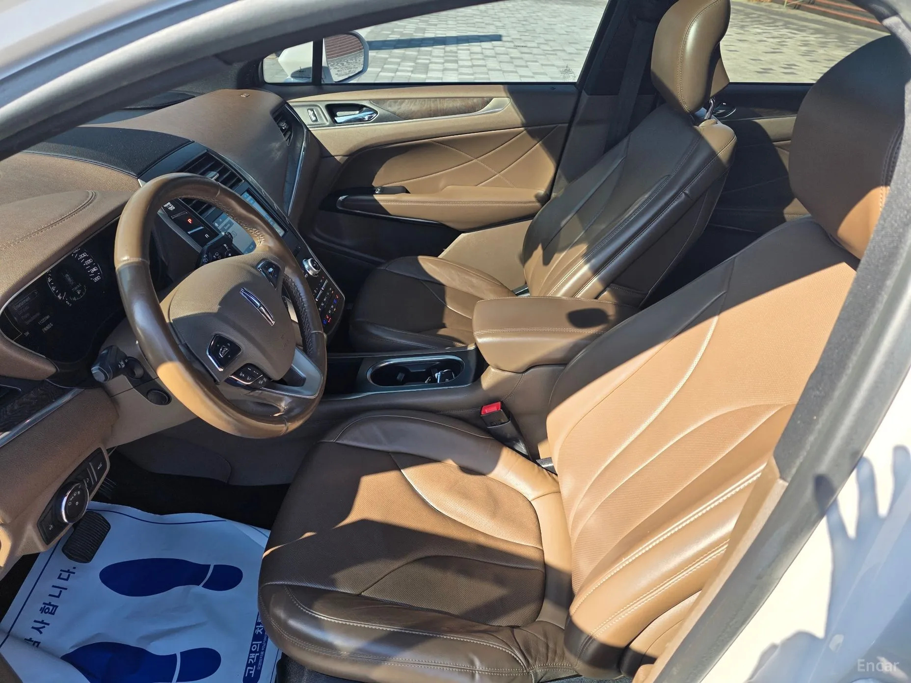 Lincoln MKC превью 9