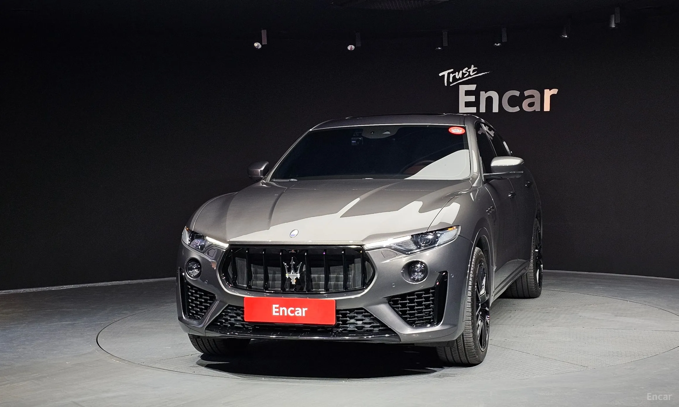 Maserati Levante превью 3