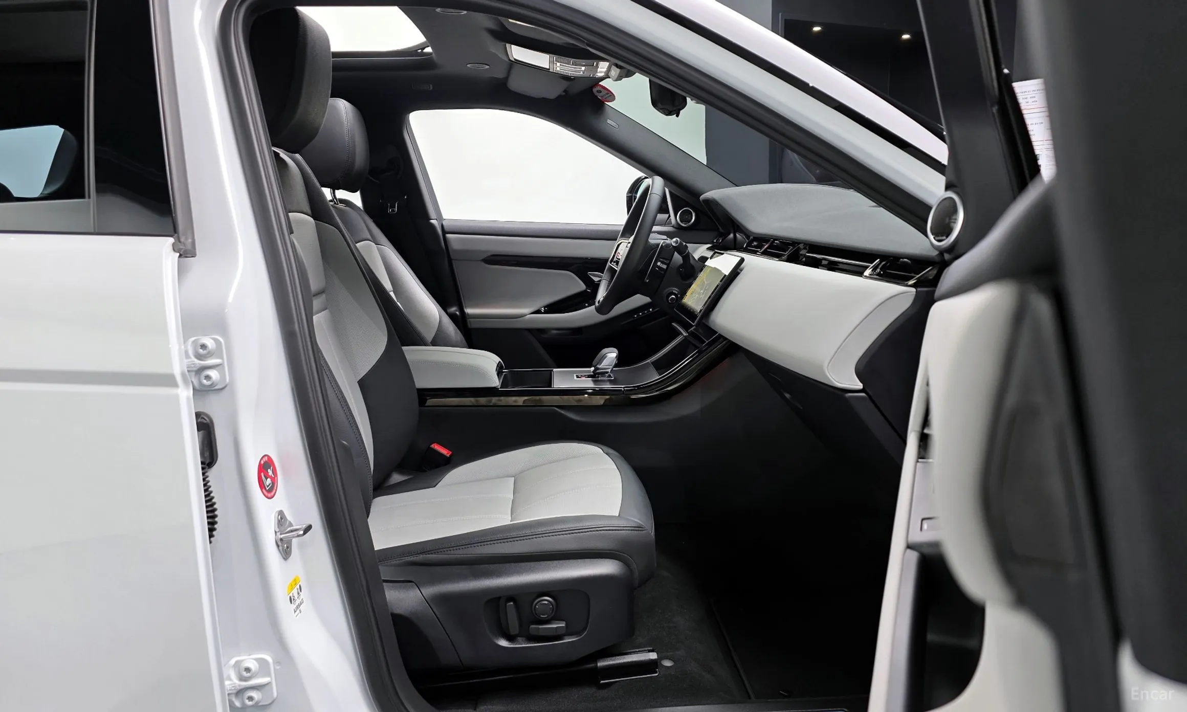 Land Rover Range Rover Evoque 2nd Generation превью 10