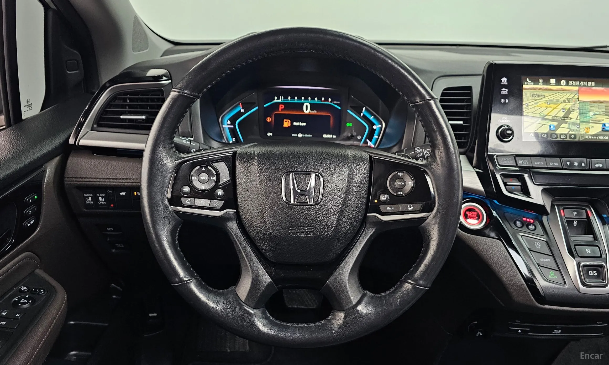 Honda Odyssey превью 13