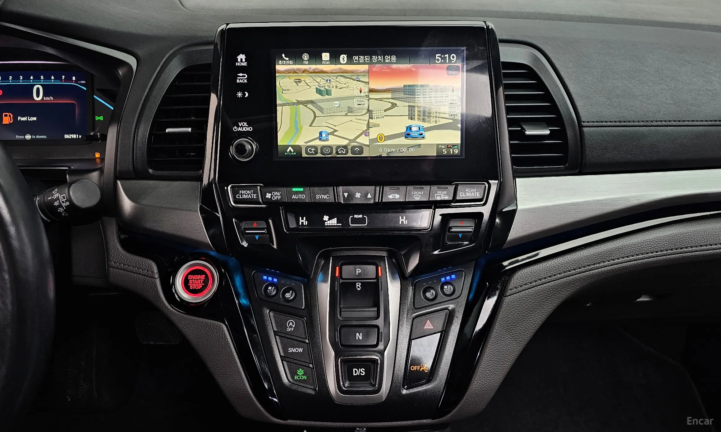Honda Odyssey превью 14