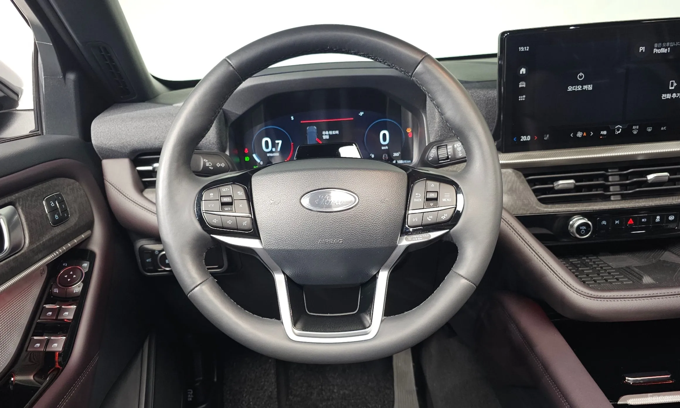 Ford Explorer 6th Generation превью 13