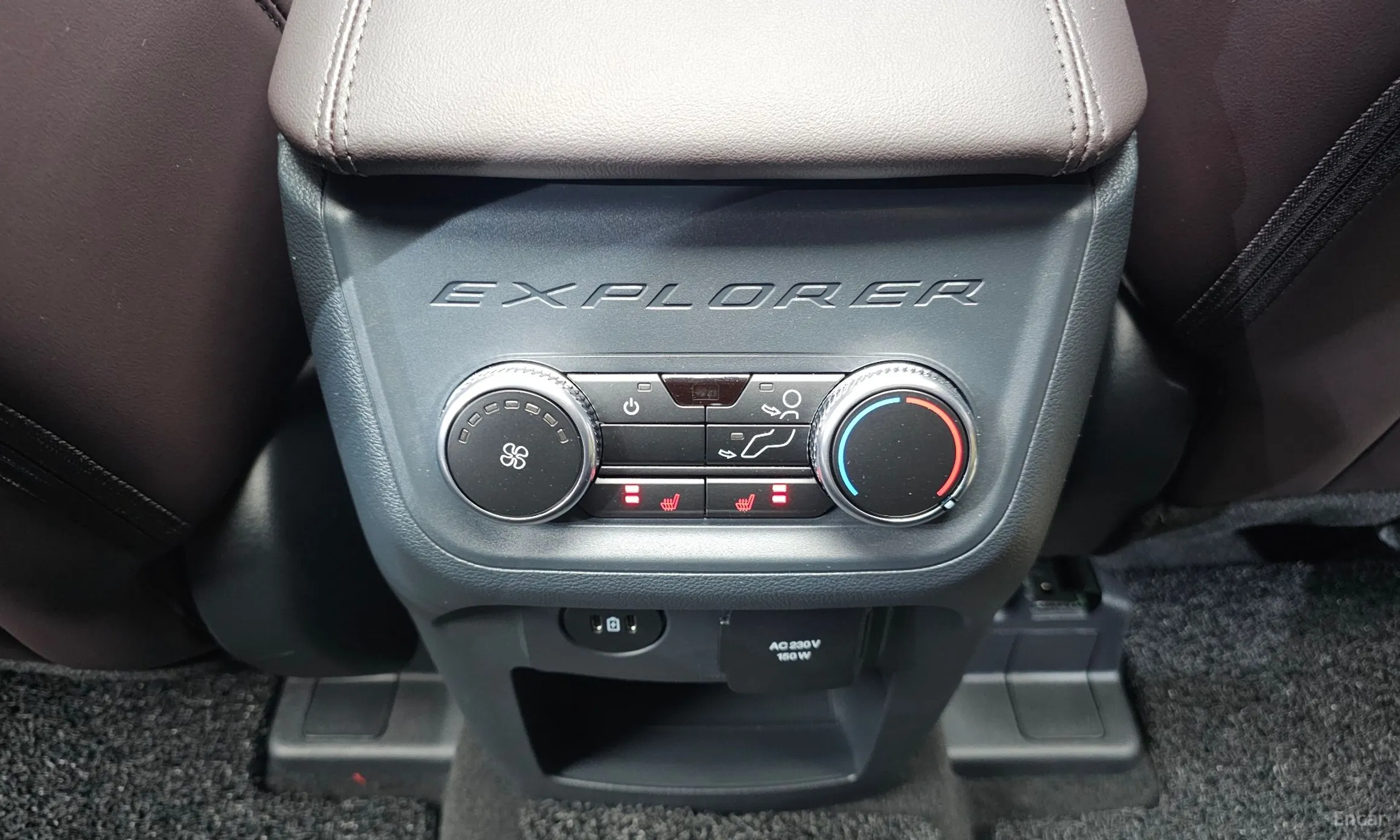 Ford Explorer 6th Generation превью 18