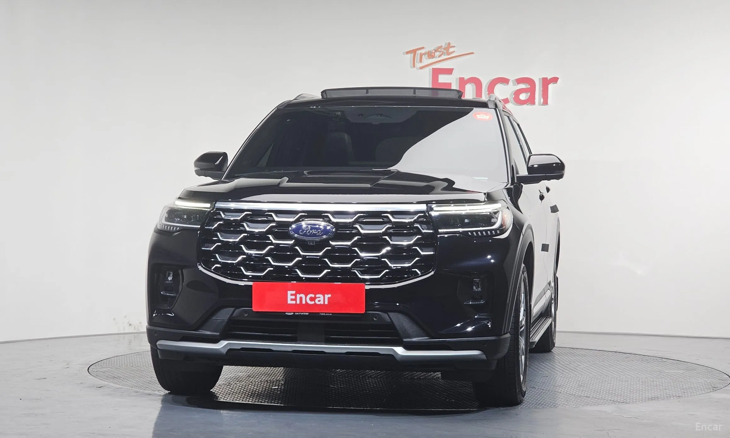 Ford Explorer 6th Generation превью 3