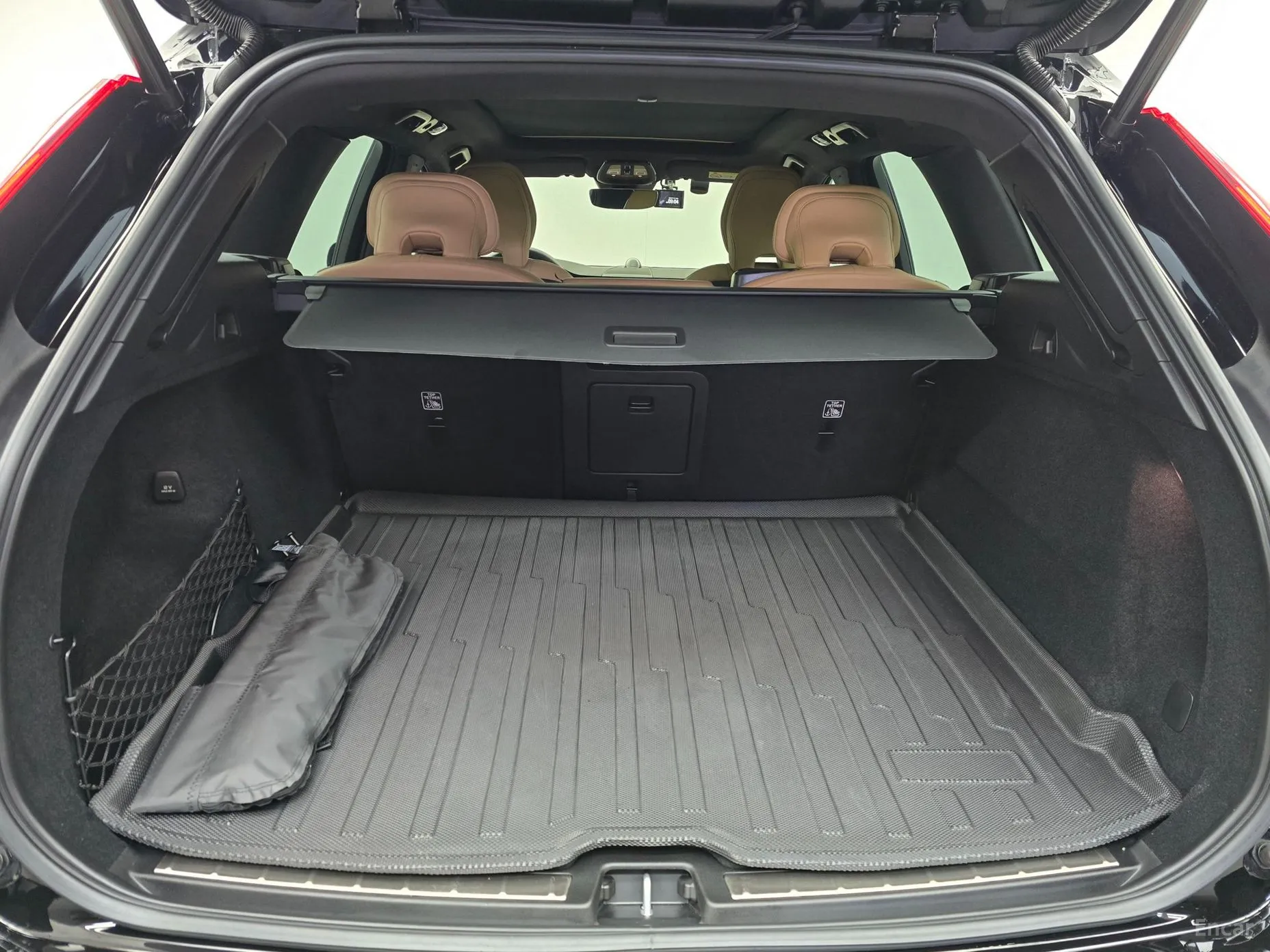 Volvo XC60 Gen 2 превью 20