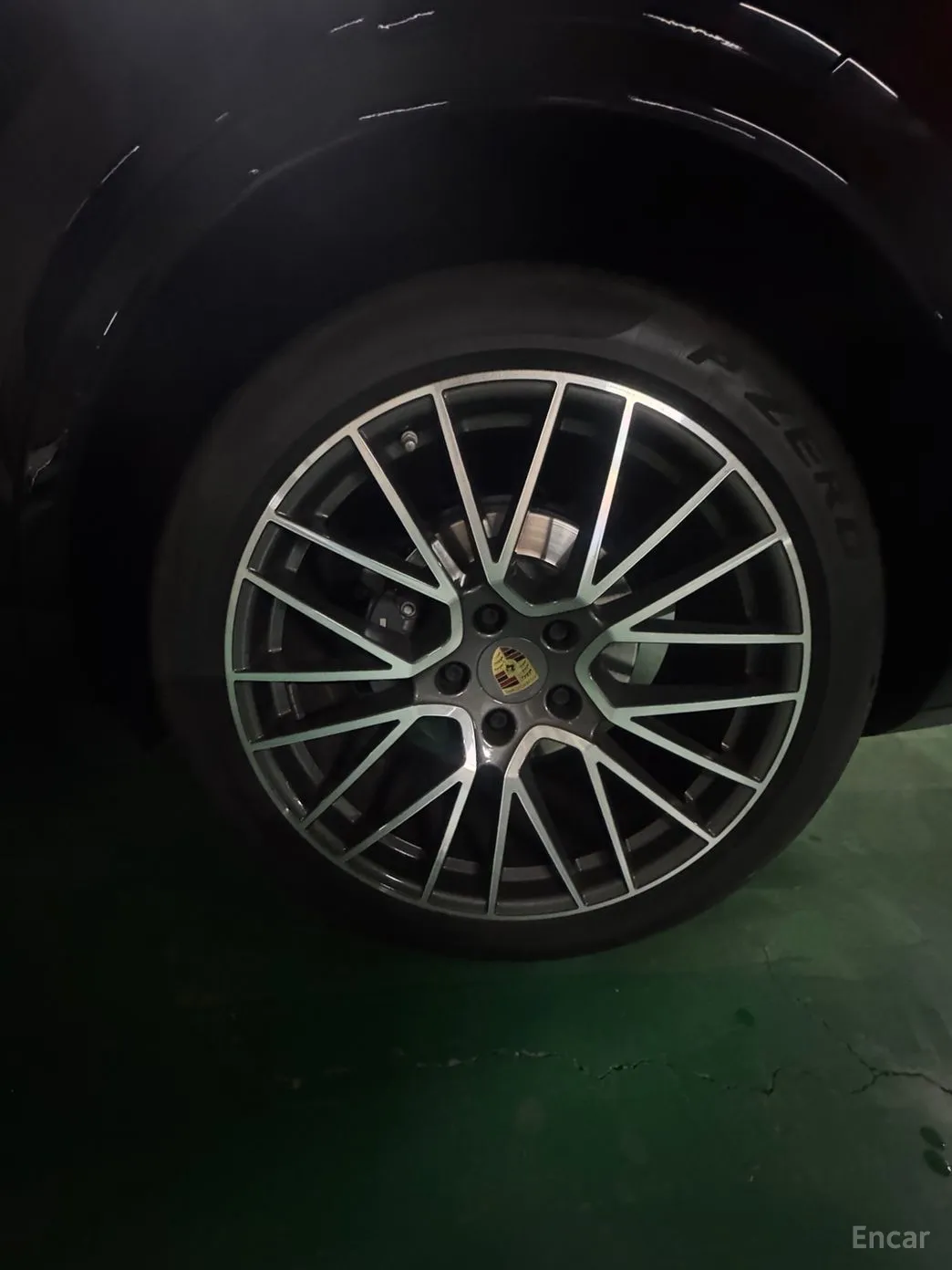 Porsche Cayenne (PO536) превью 6
