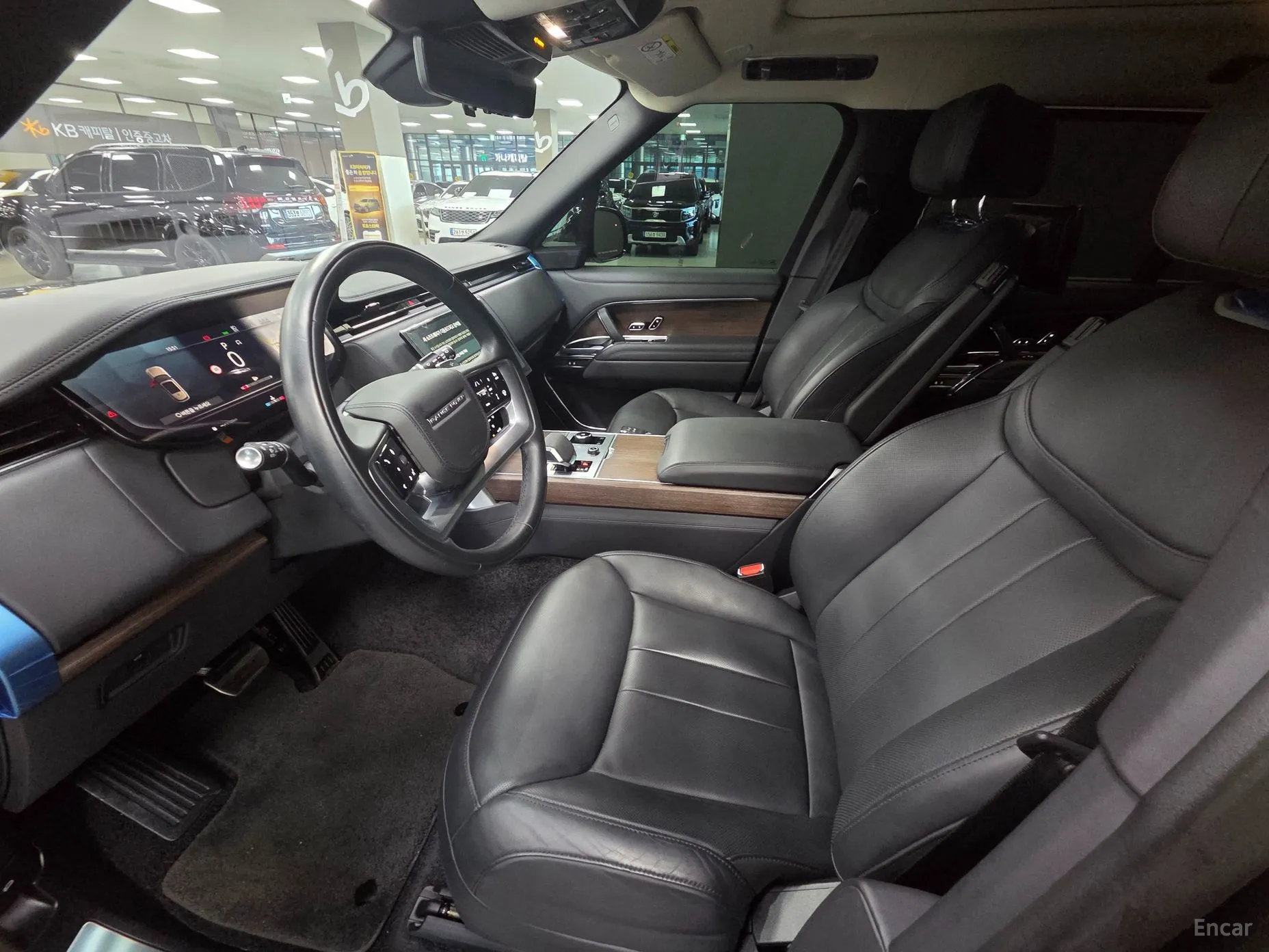 Land Rover Range Rover 5th Generation превью 10