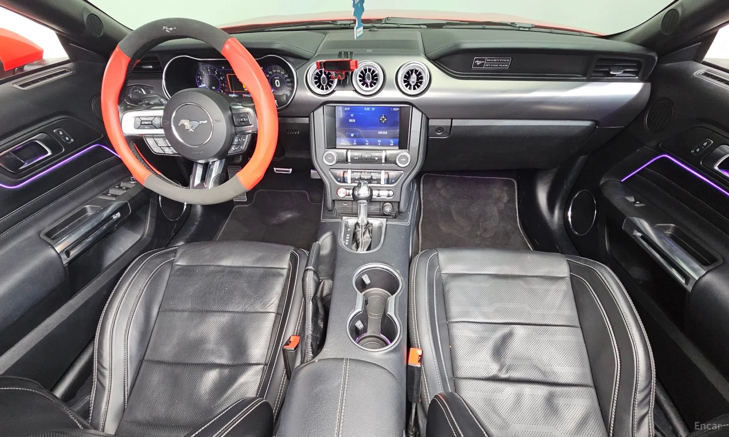 Ford Mustang превью 7