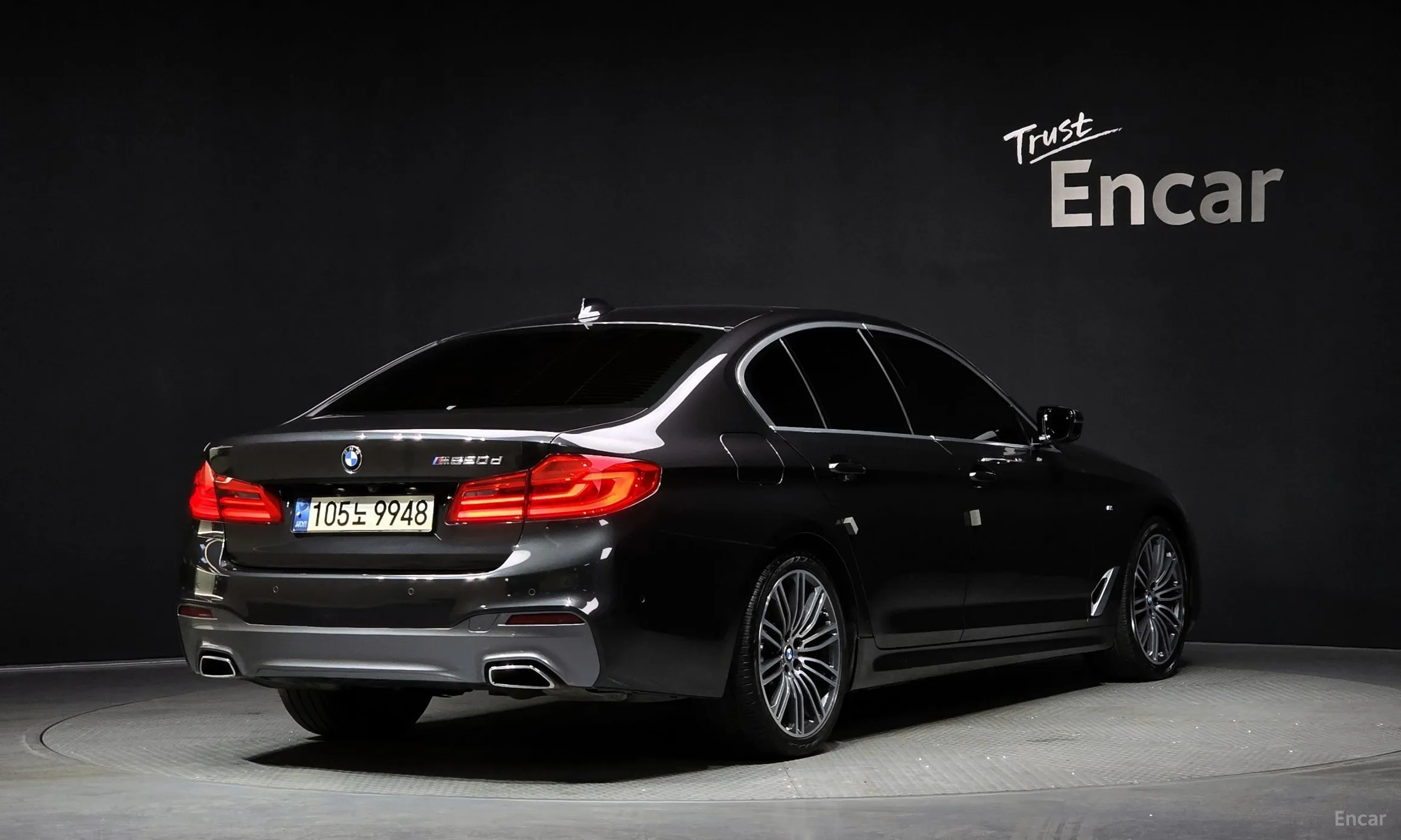 BMW 5 Series (G30) превью 2