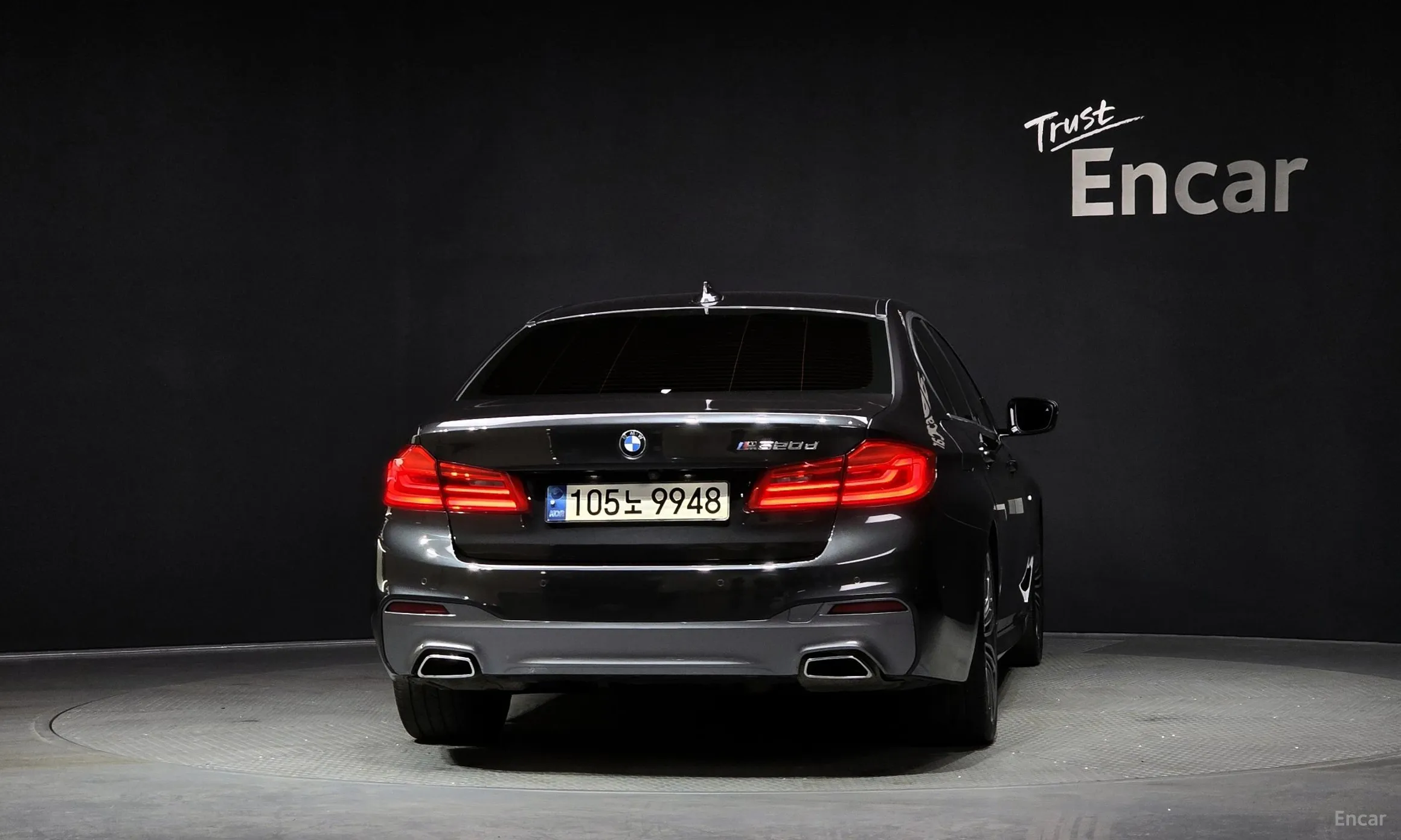 BMW 5 Series (G30) превью 4