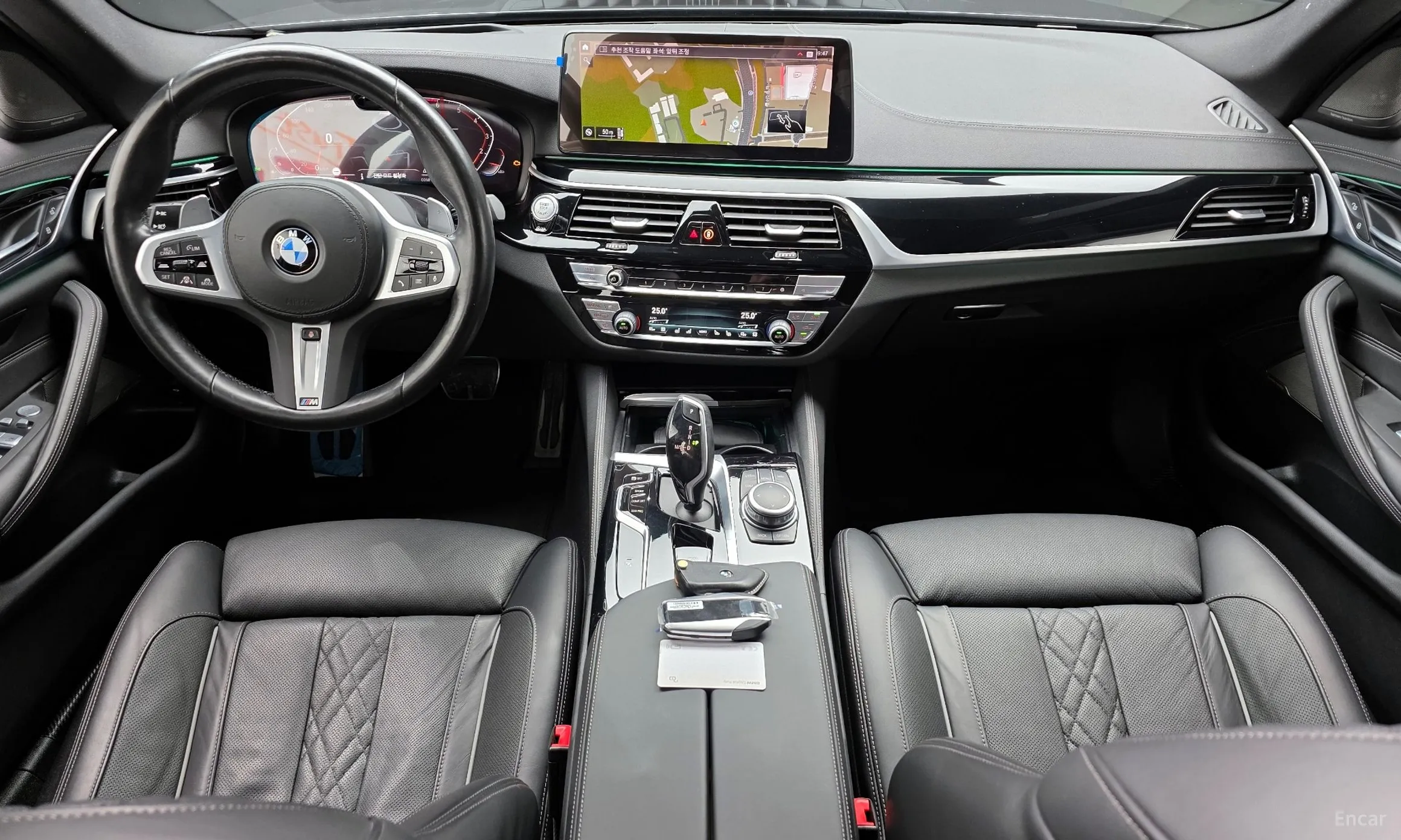 BMW 5 Series (G30) превью 7