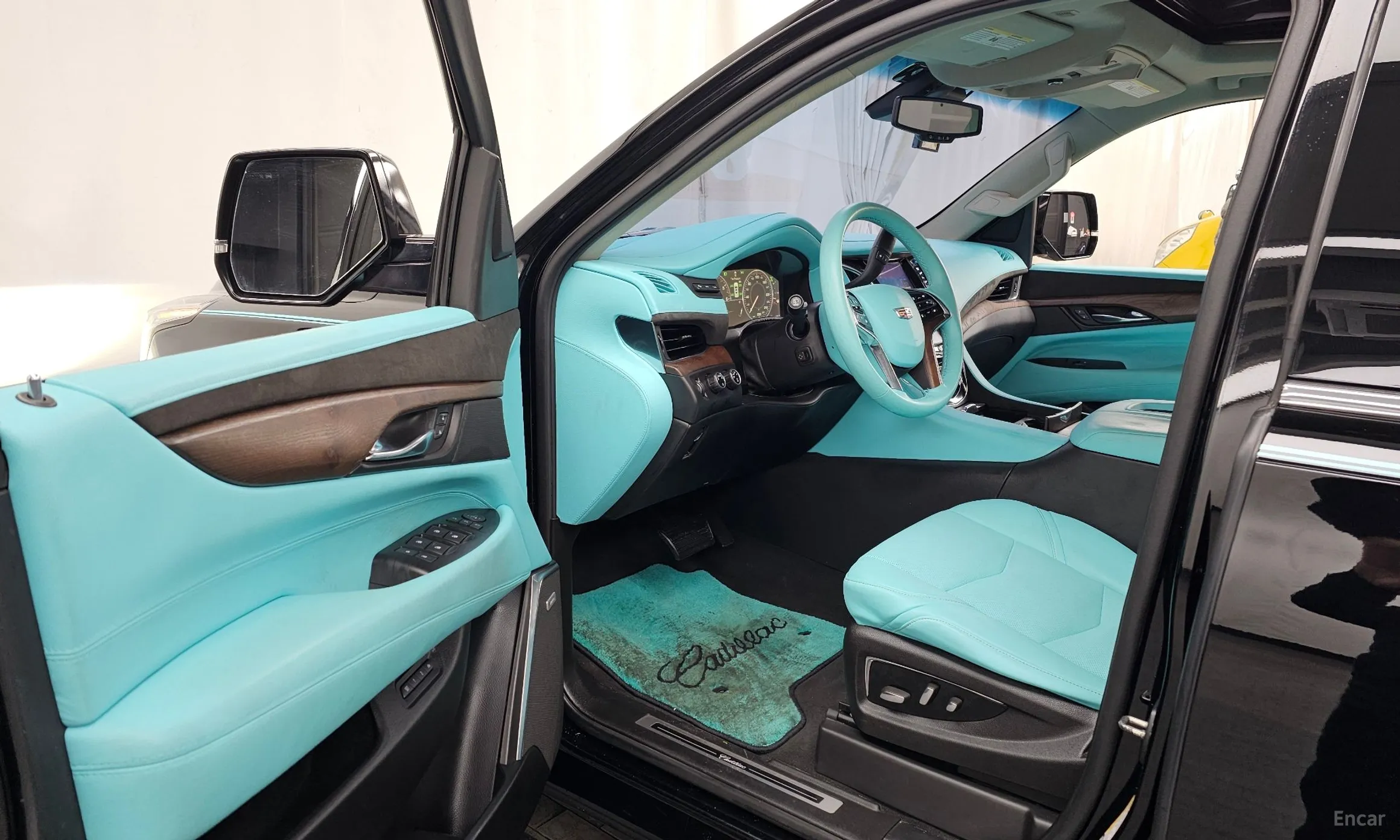 Cadillac Escalade превью 10