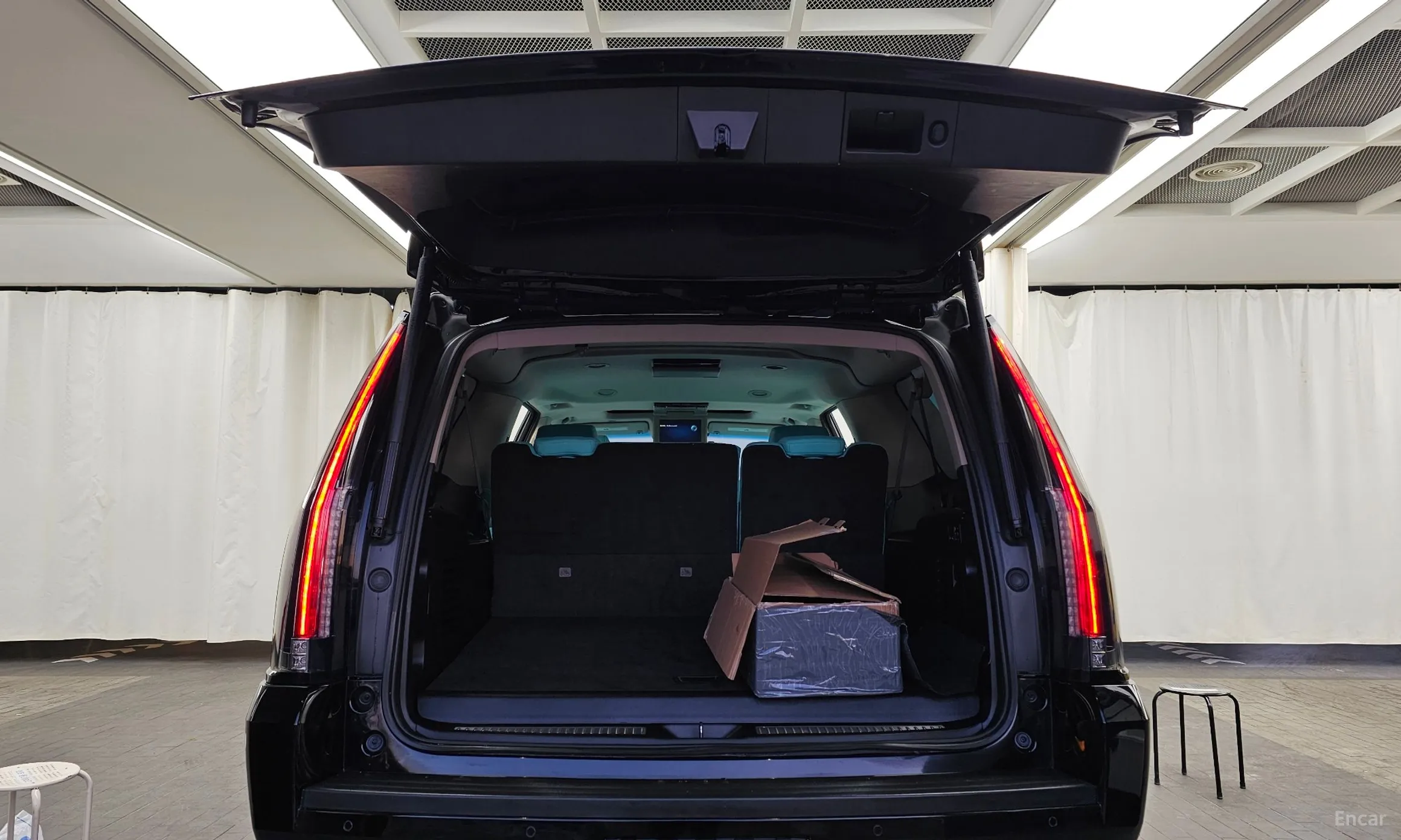 Cadillac Escalade превью 20