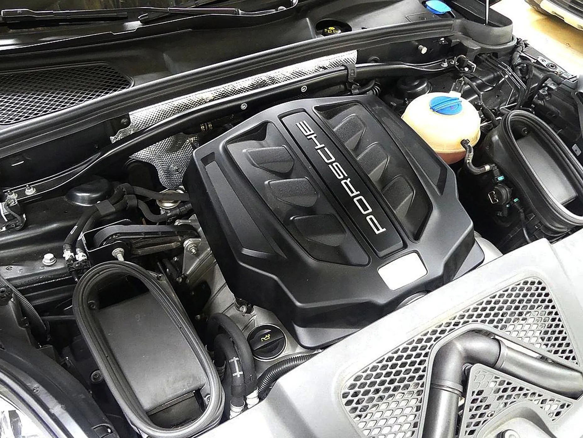 Porsche Macan превью 6