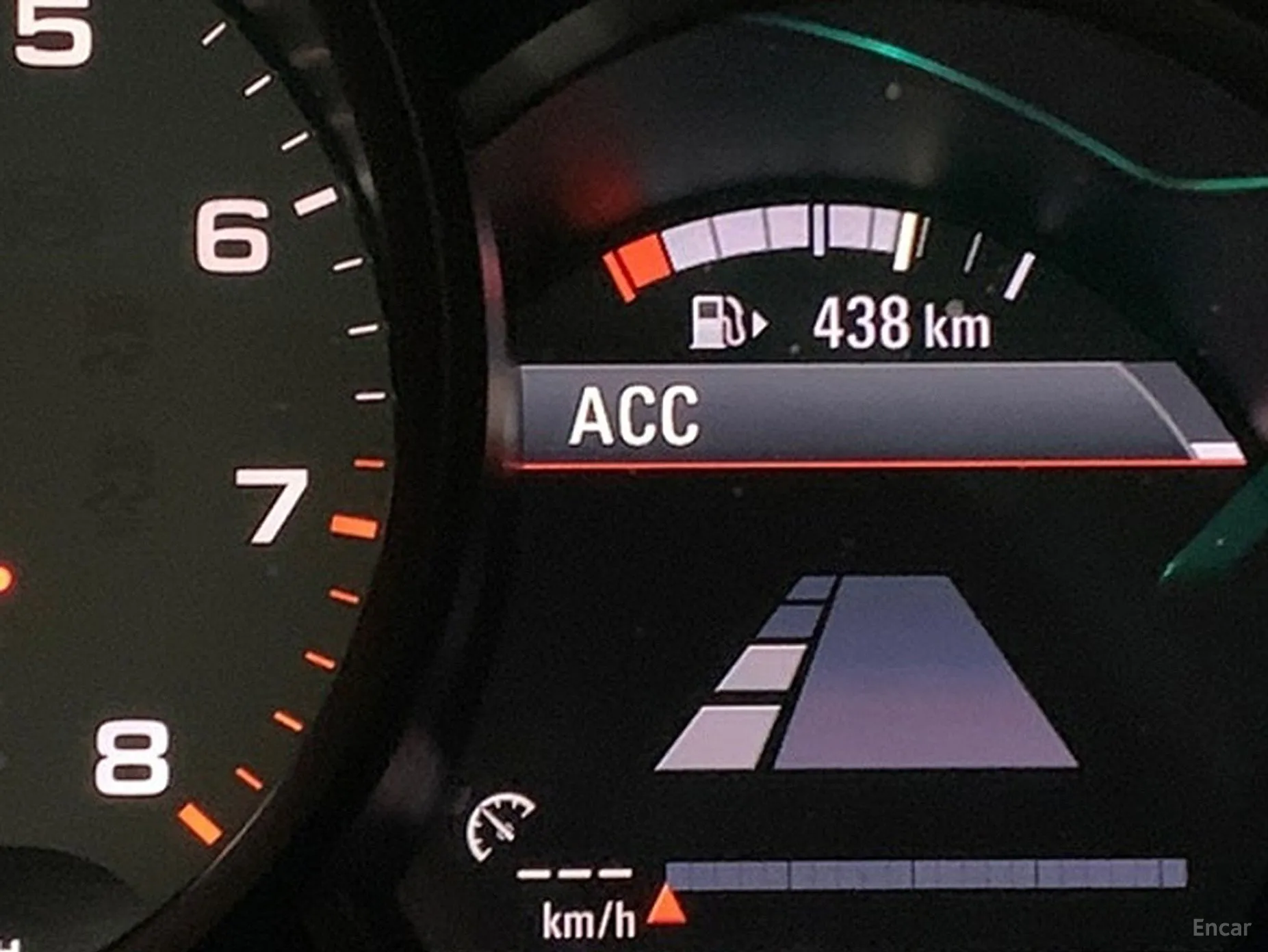 Porsche Macan превью 9