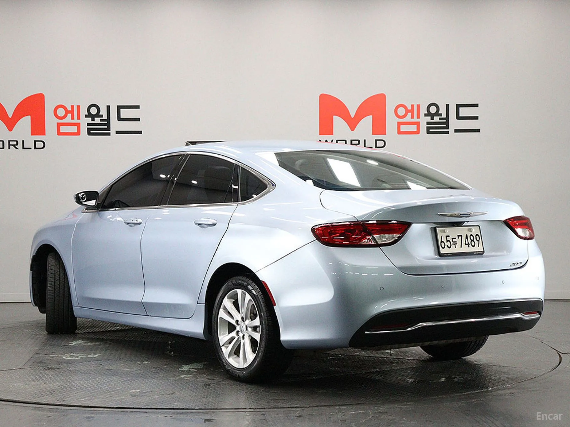 Chrysler 200 Second generation превью 4