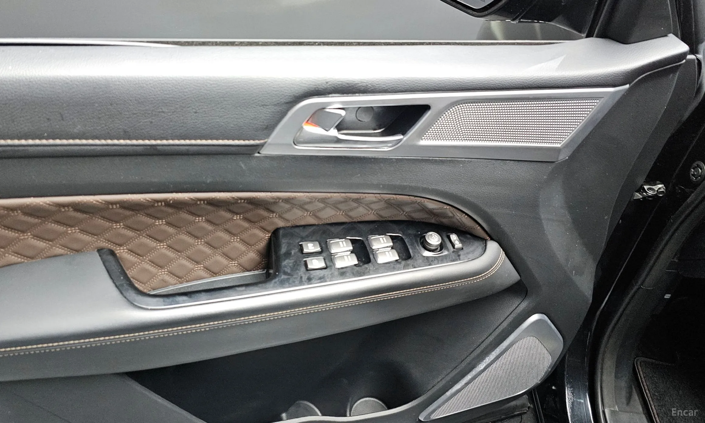KG Mobility (SsangYong) Rexton превью 17