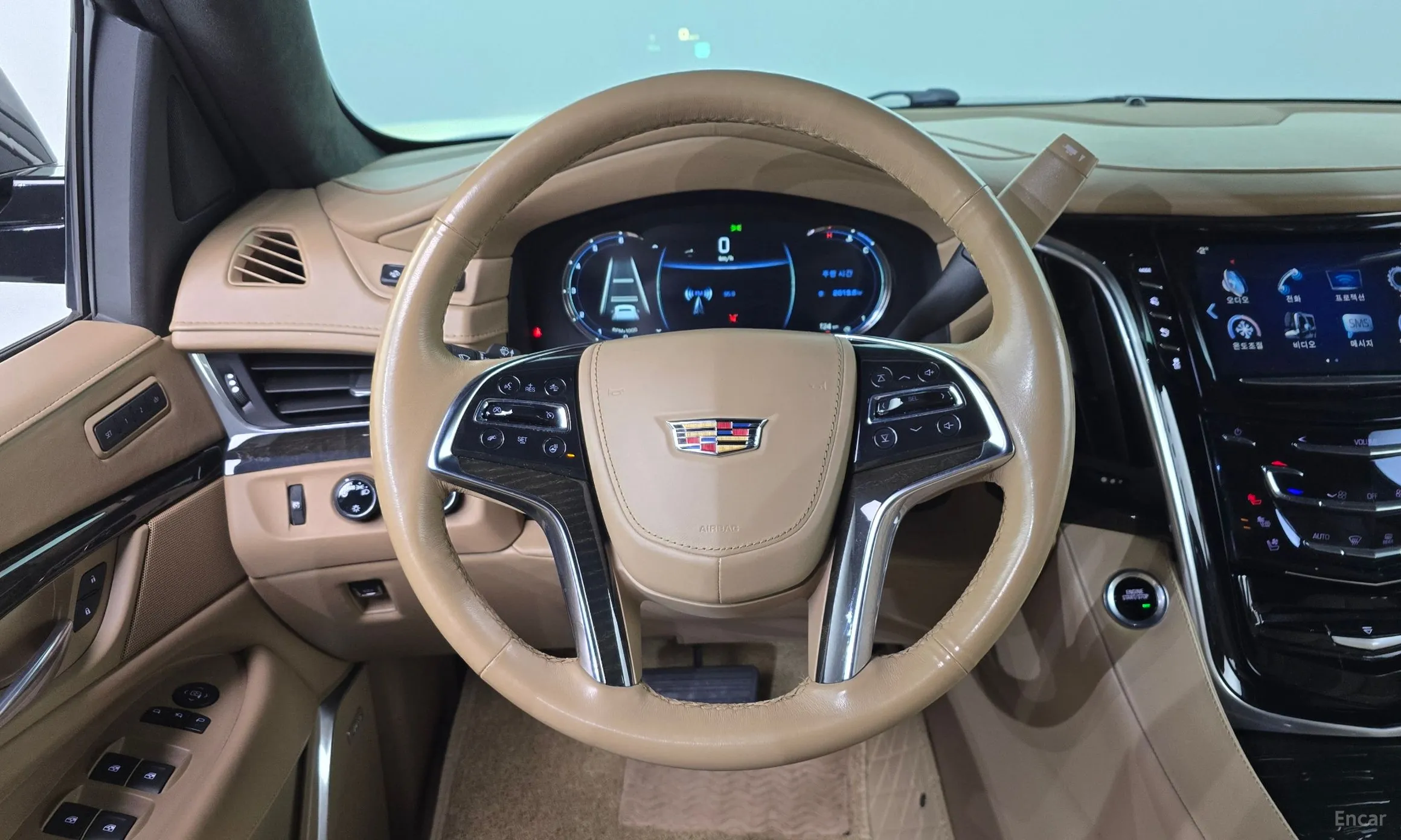 Cadillac Escalade превью 13