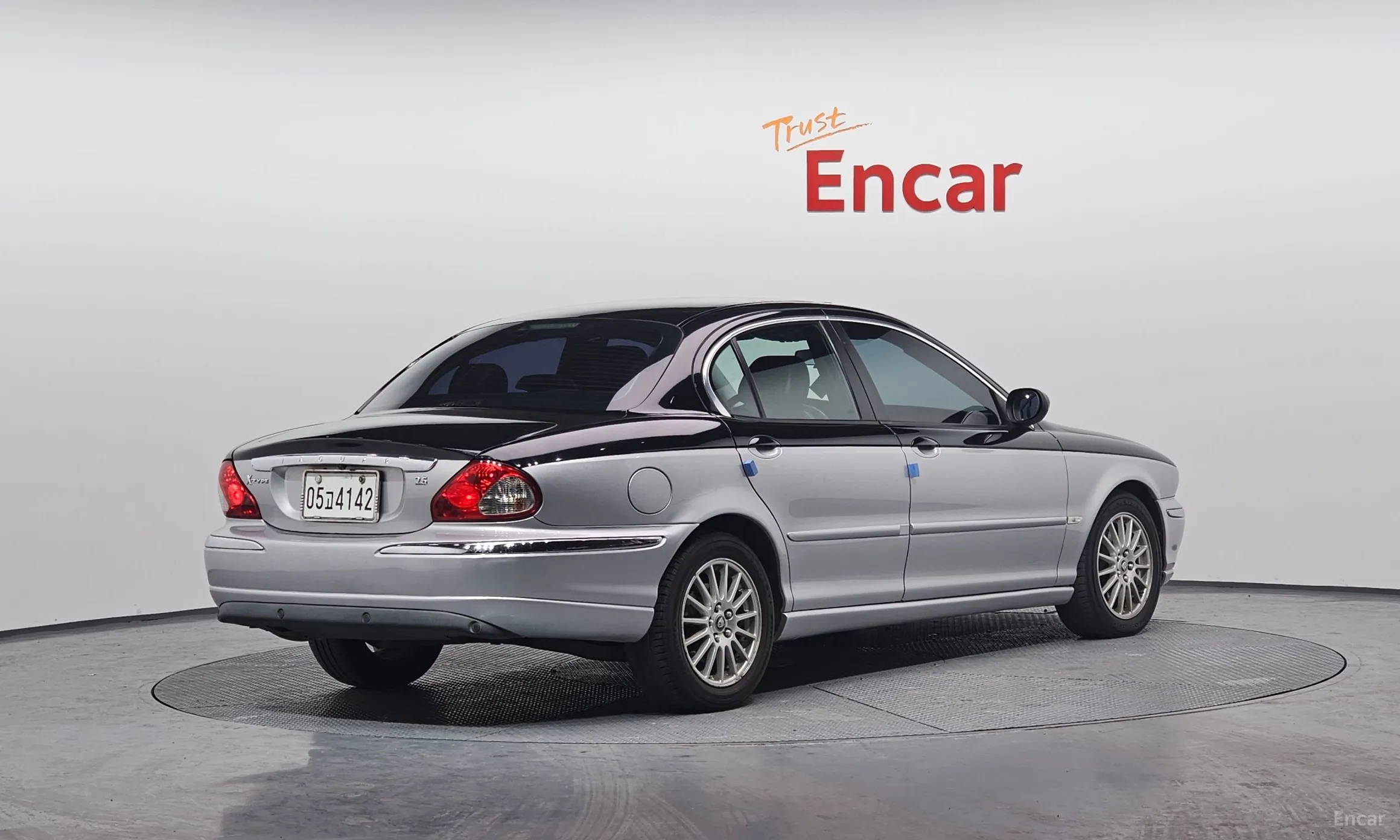 Jaguar X-type