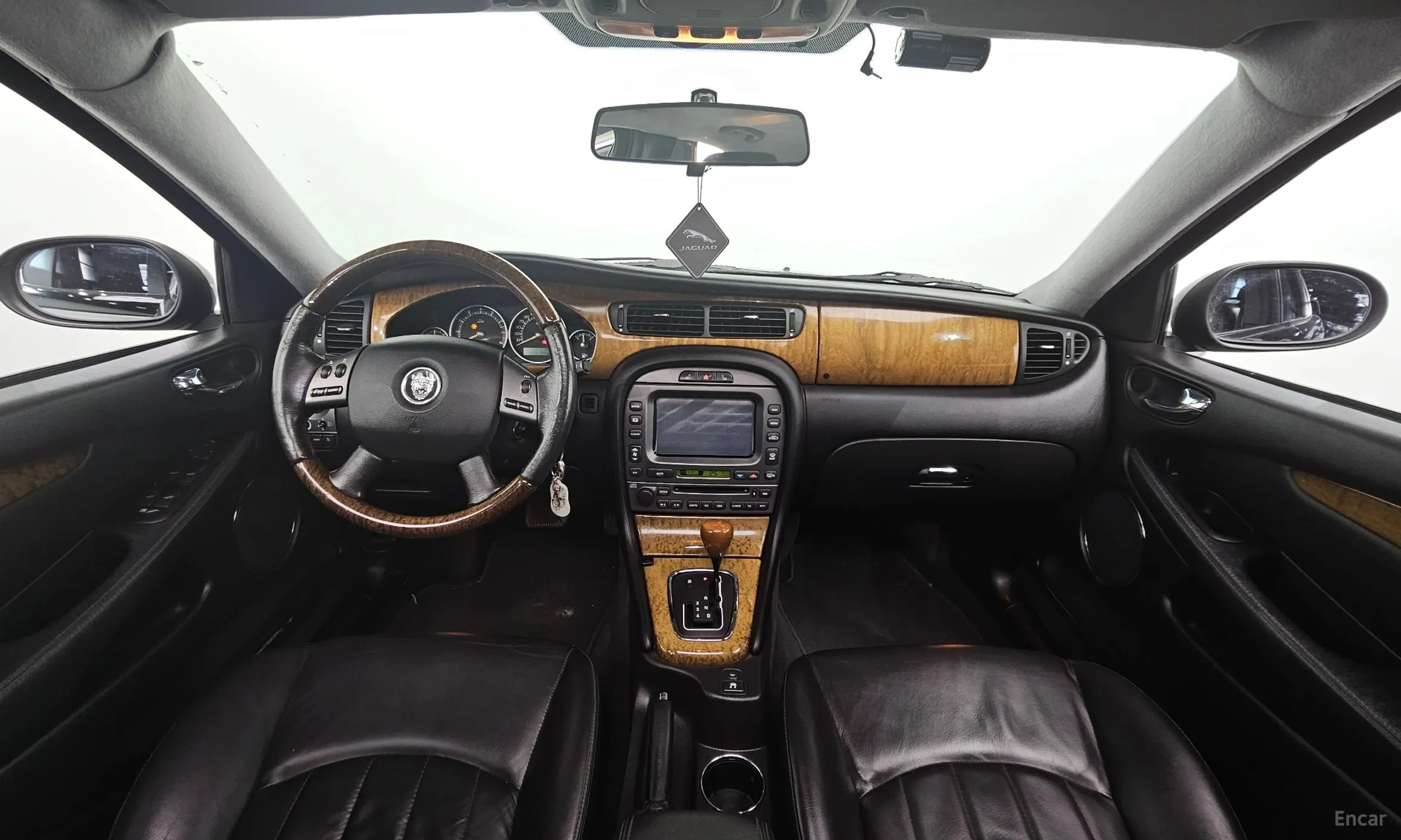 Jaguar X-type превью 7