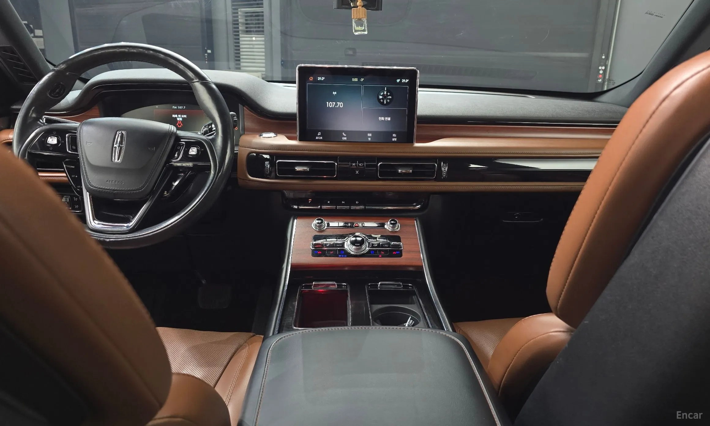 Lincoln Aviator 2nd Generation превью 18
