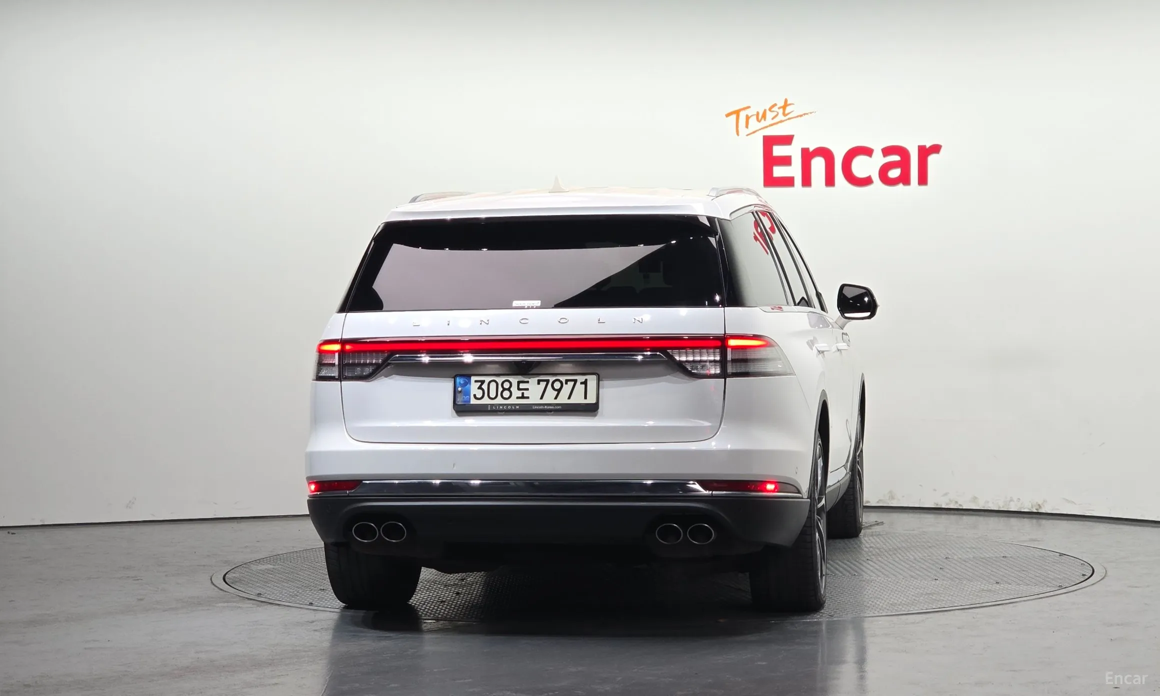 Lincoln Aviator 2nd Generation превью 4
