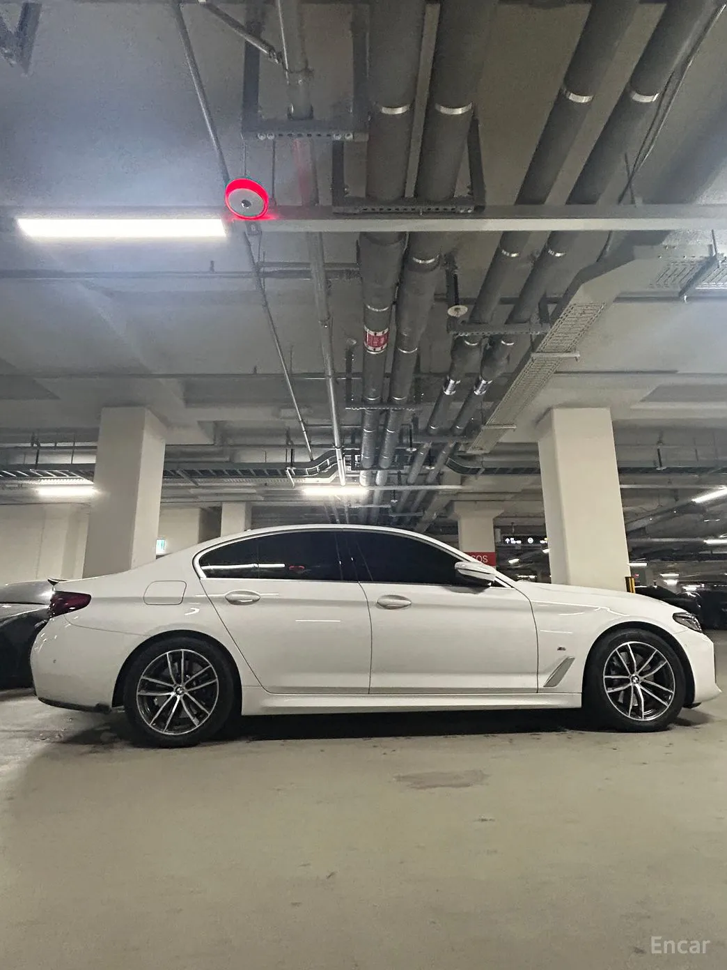 BMW 5 Series (G30) превью 2