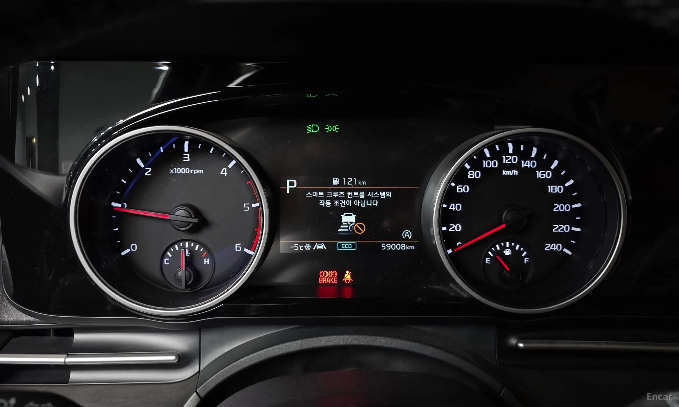 Kia Carnival Gen 4 превью 8