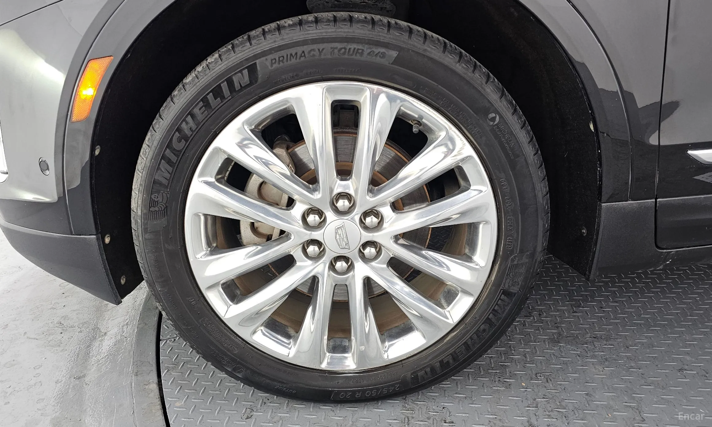 Cadillac XT5 превью 5