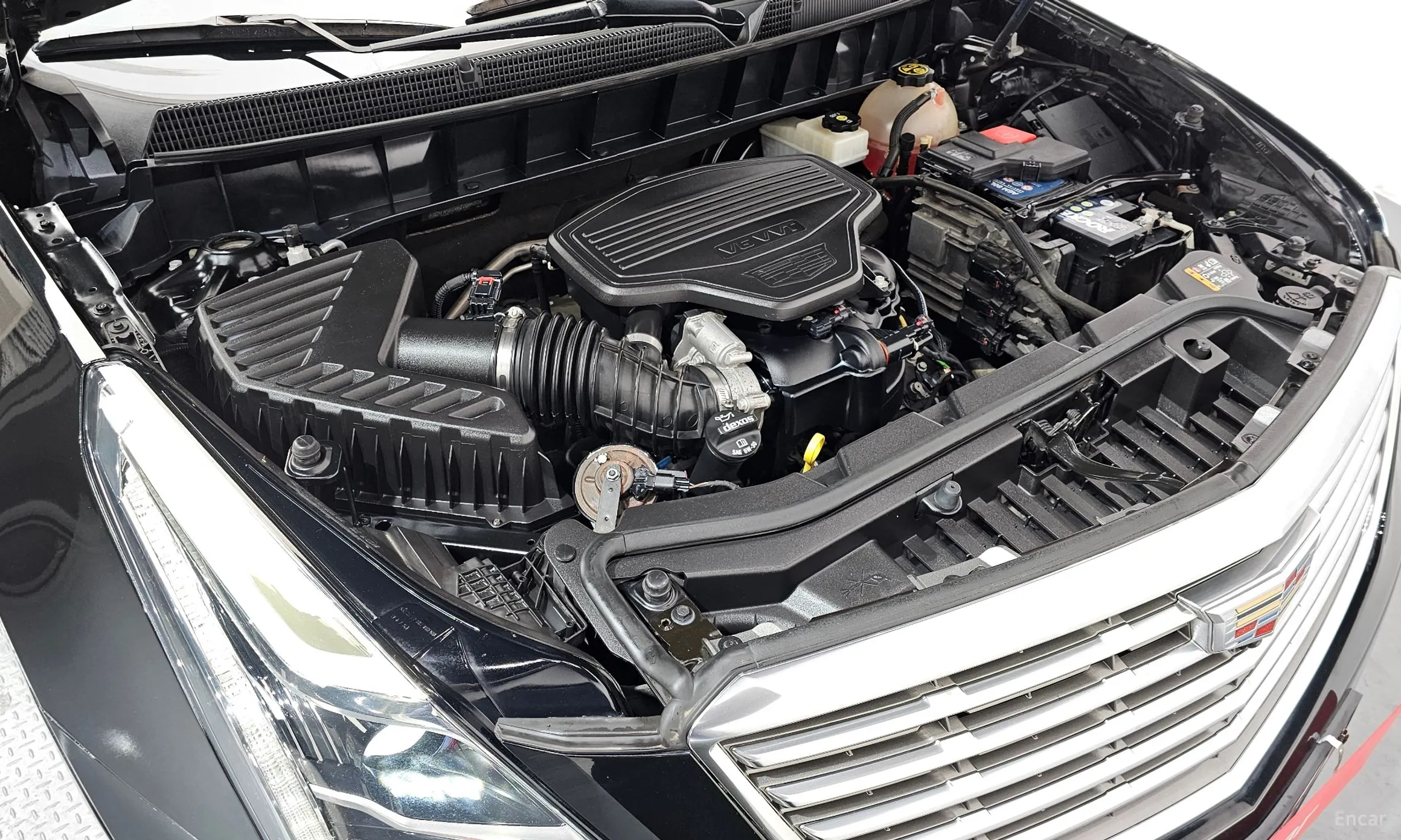 Cadillac XT5 превью 6