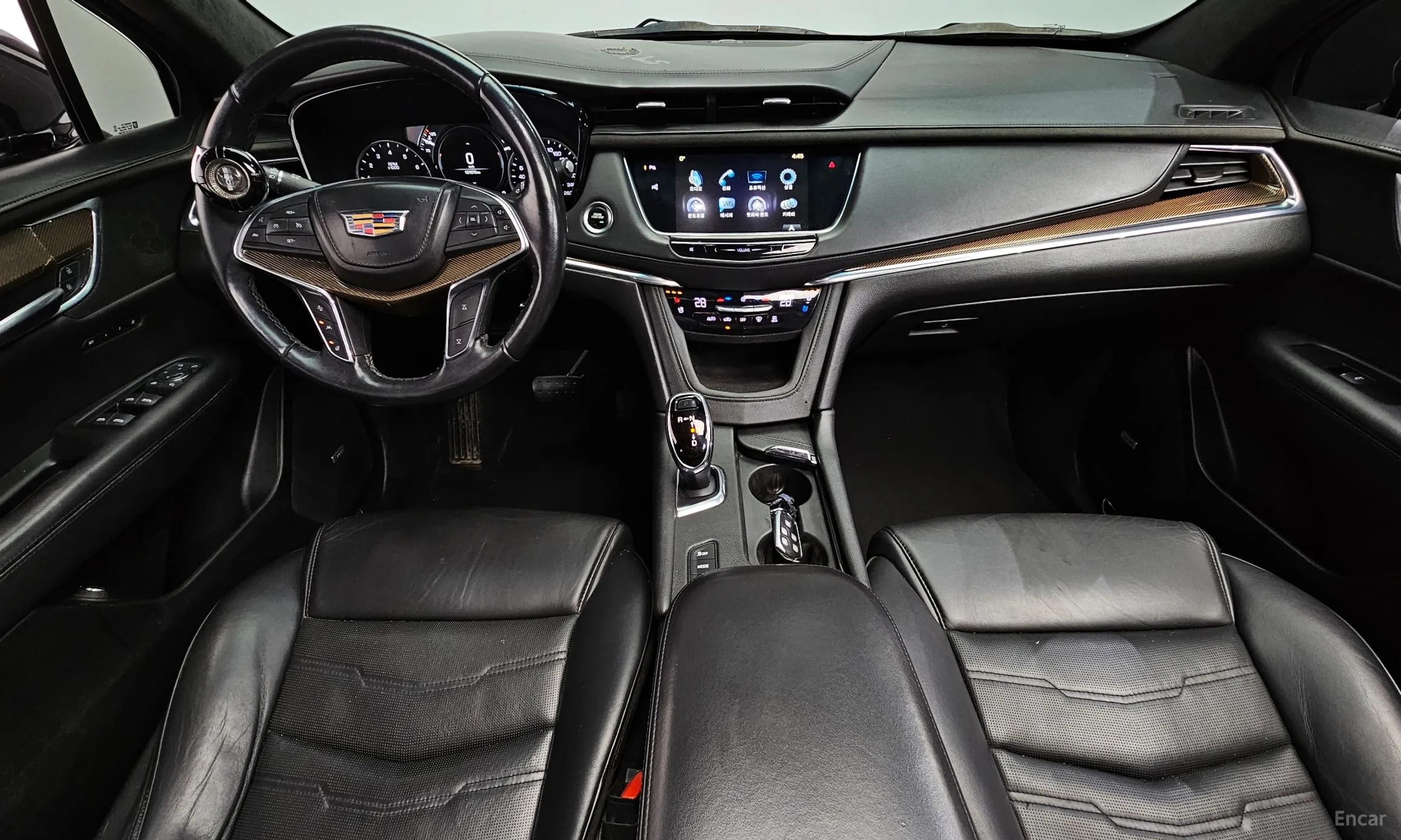 Cadillac XT5 превью 7
