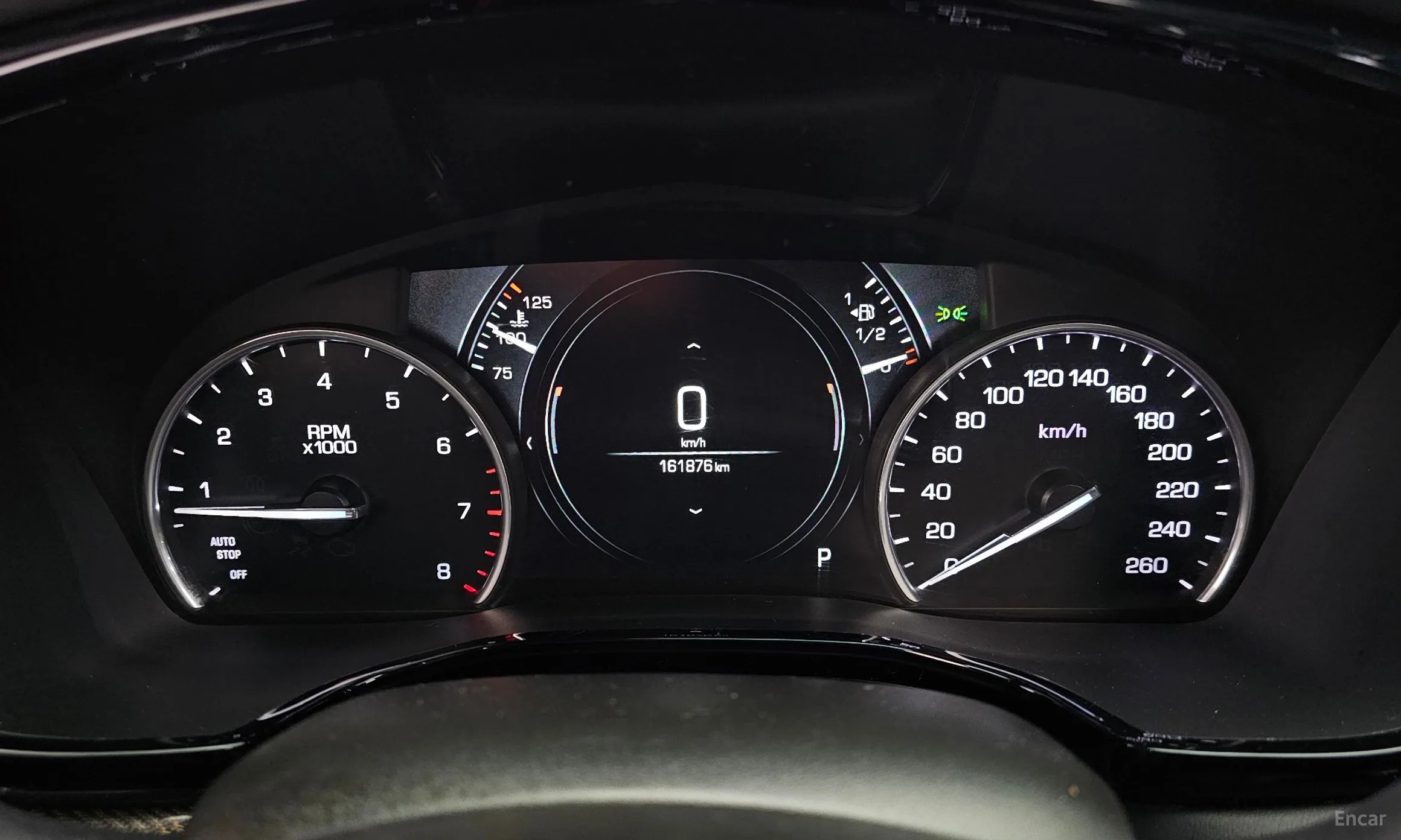 Cadillac XT5 превью 8