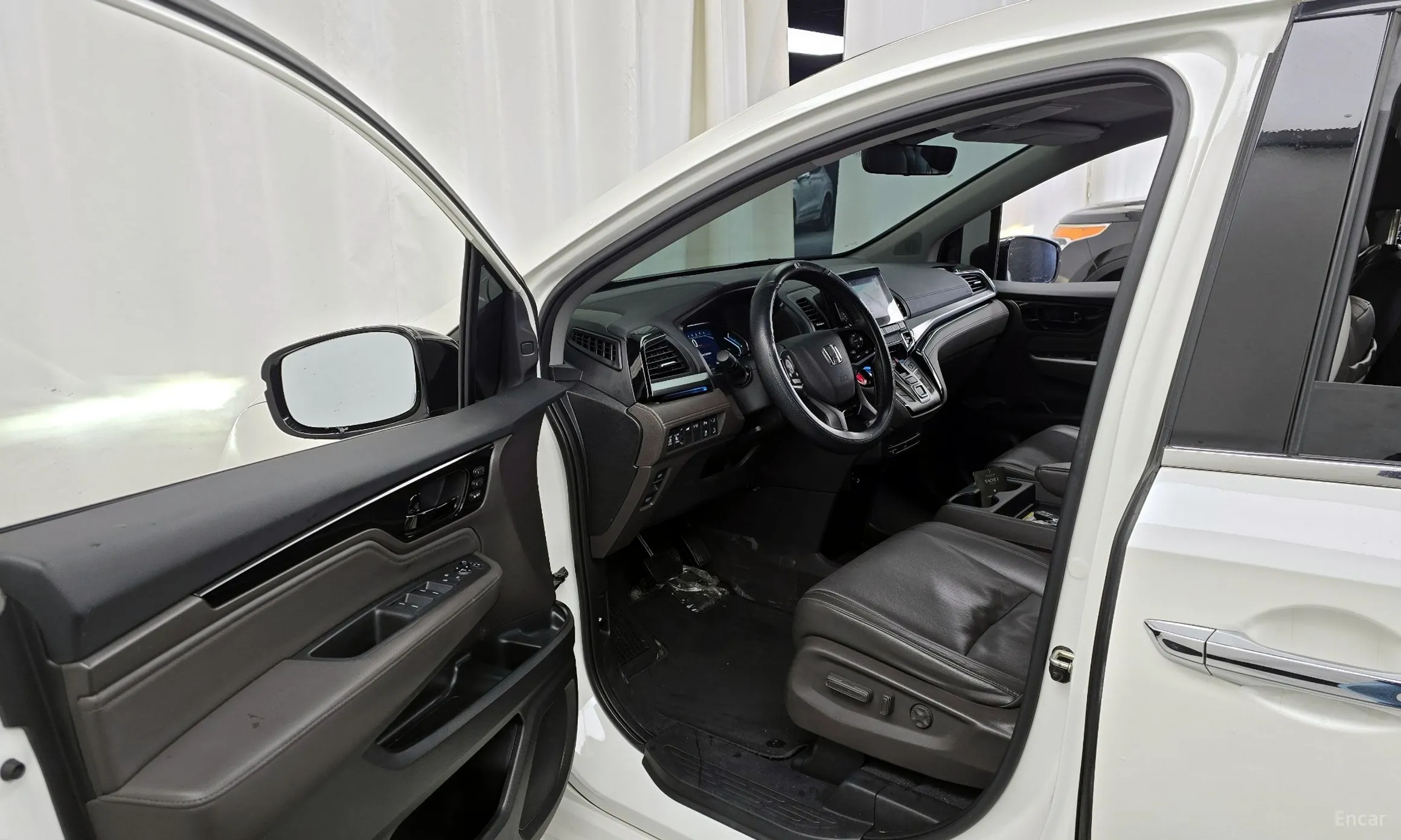 Honda Odyssey превью 10