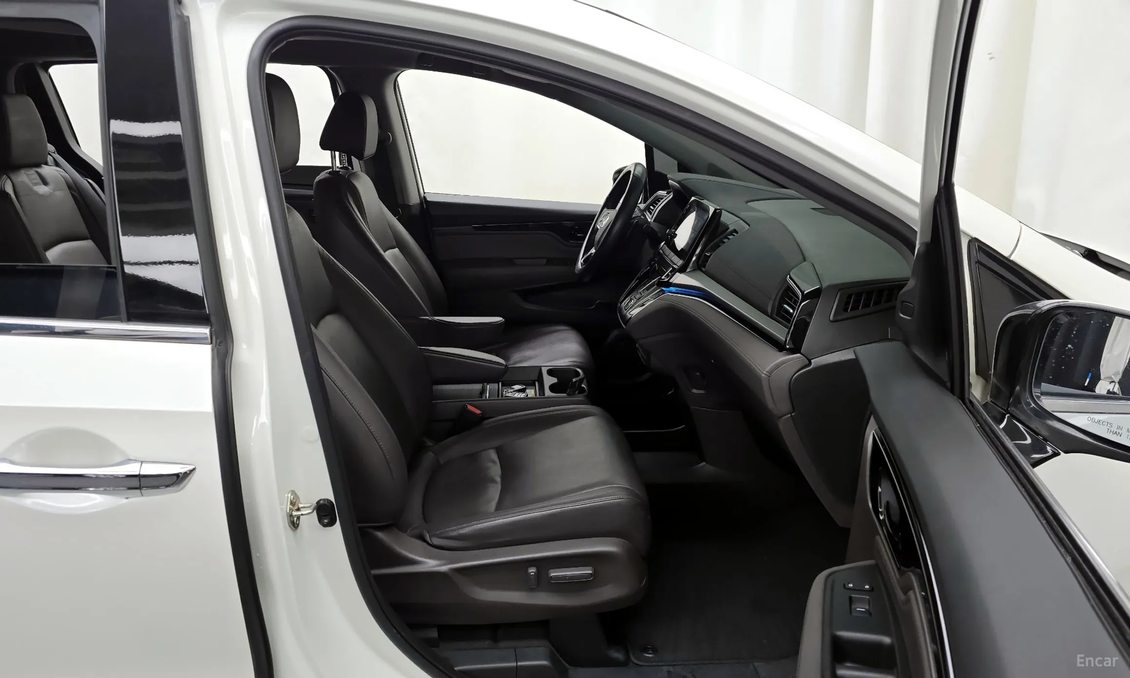 Honda Odyssey превью 11