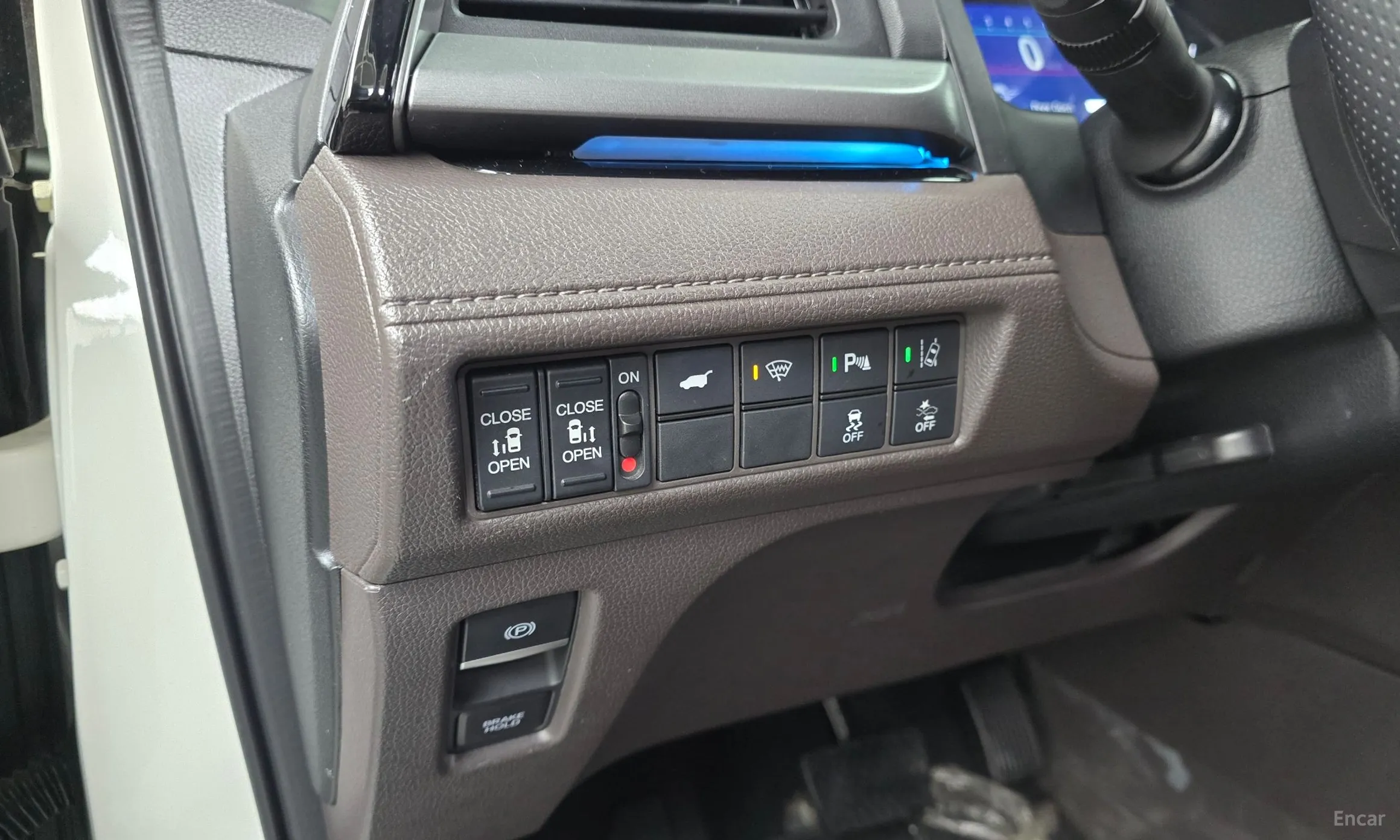 Honda Odyssey превью 17