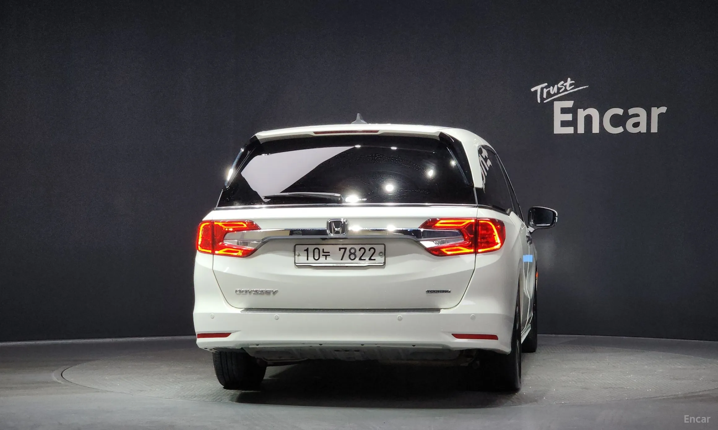 Honda Odyssey превью 4
