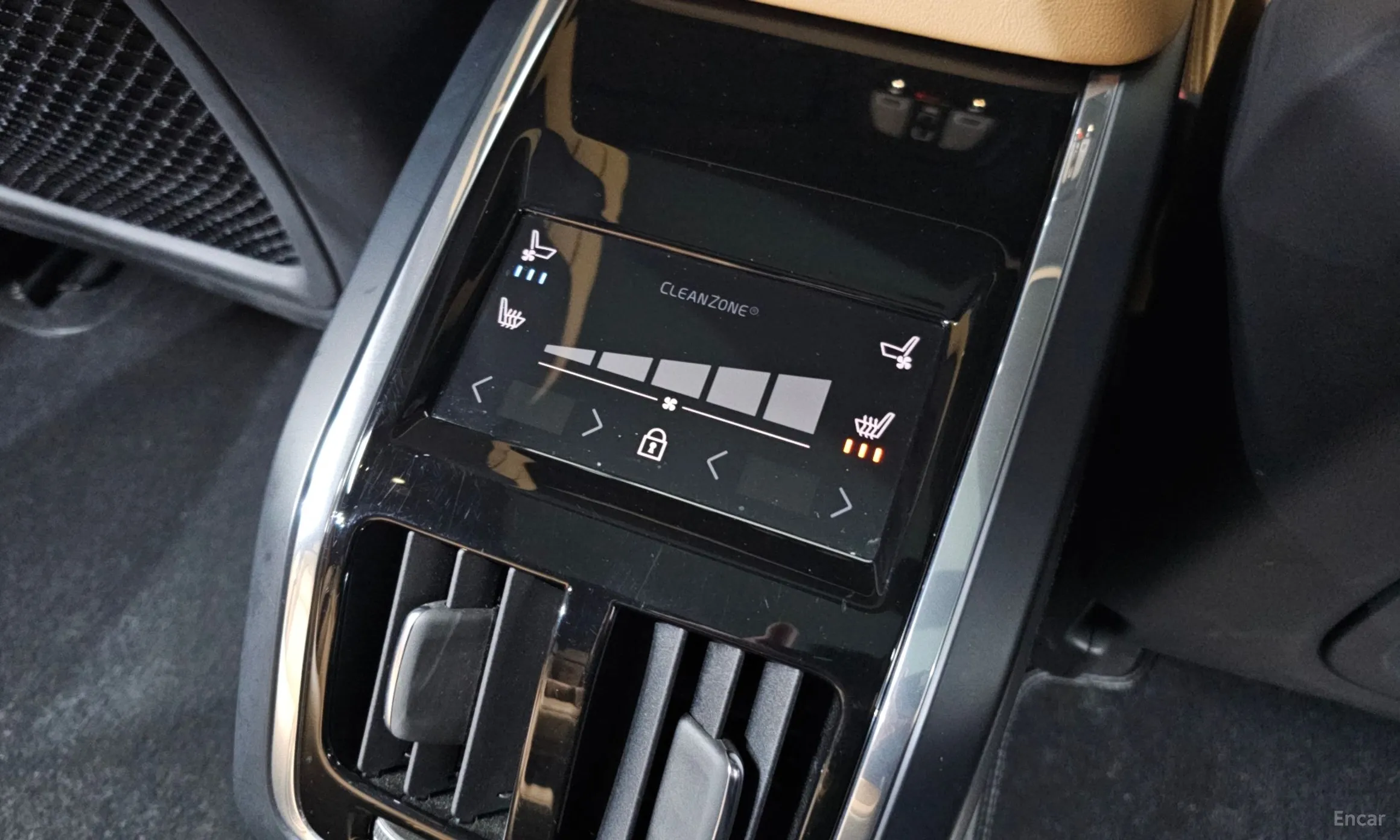 Volvo S90 превью 18