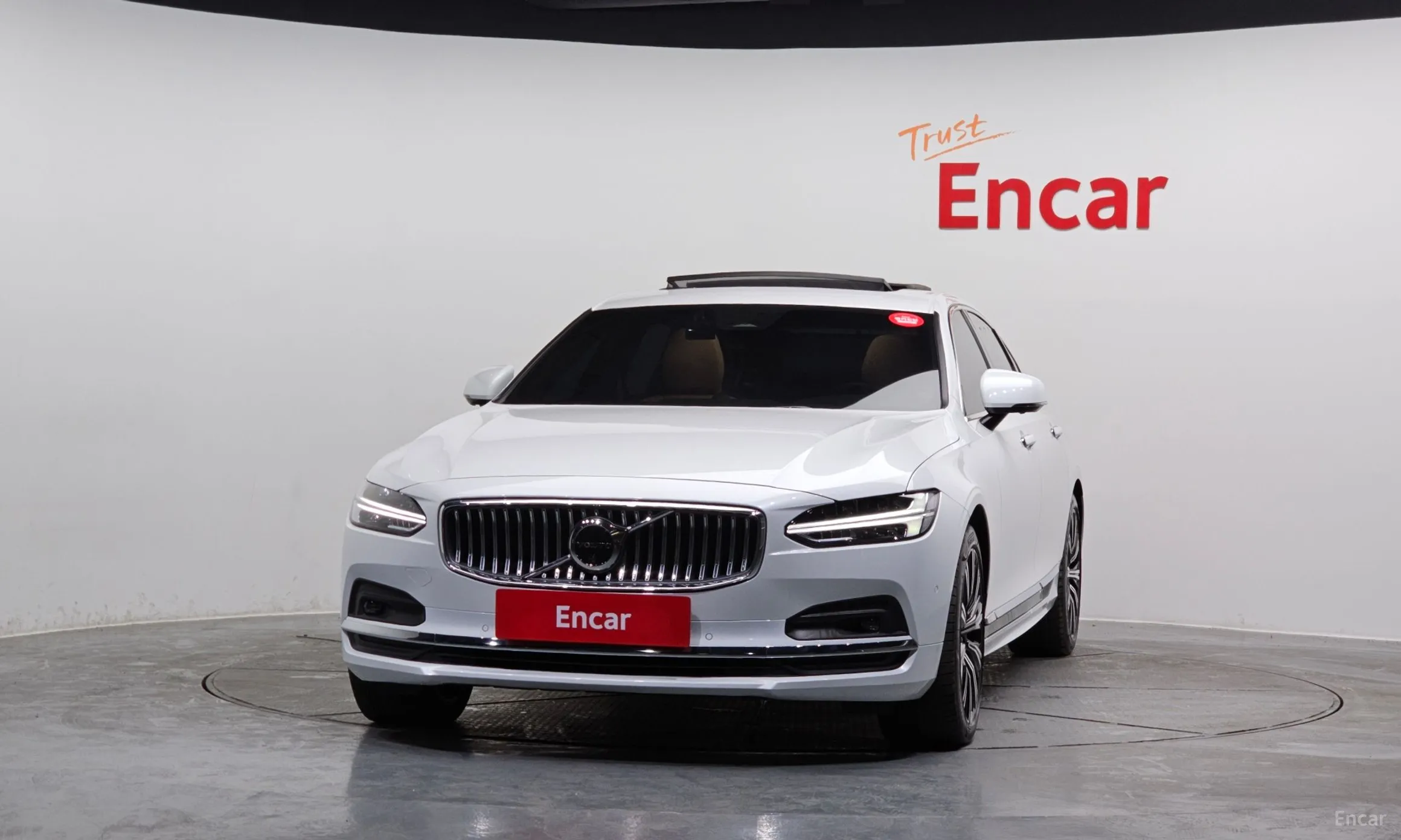 Volvo S90 превью 3