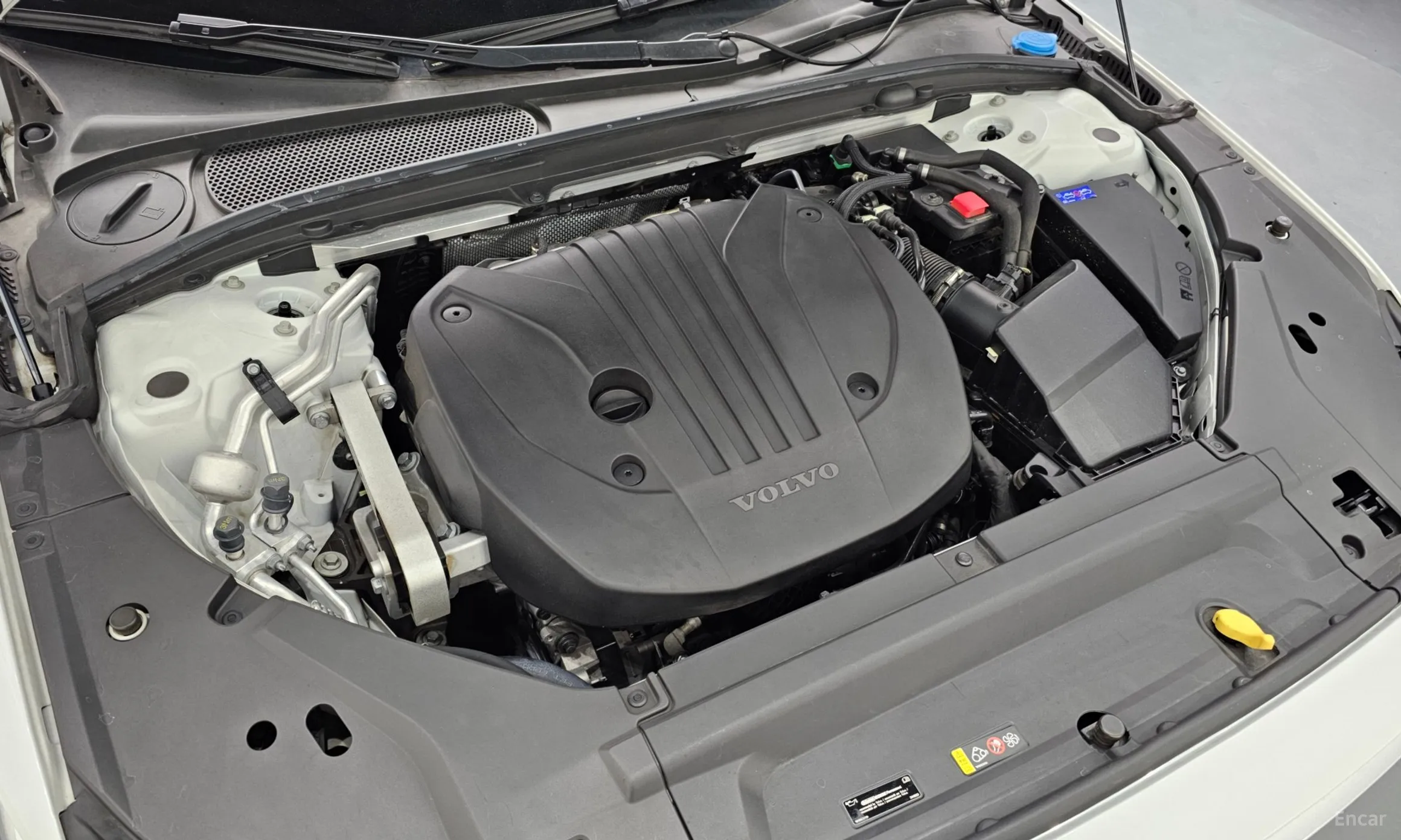 Volvo S90 превью 6