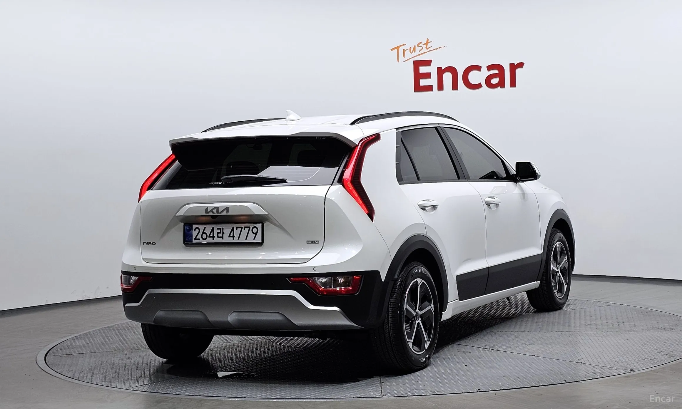 Kia Niro превью 2