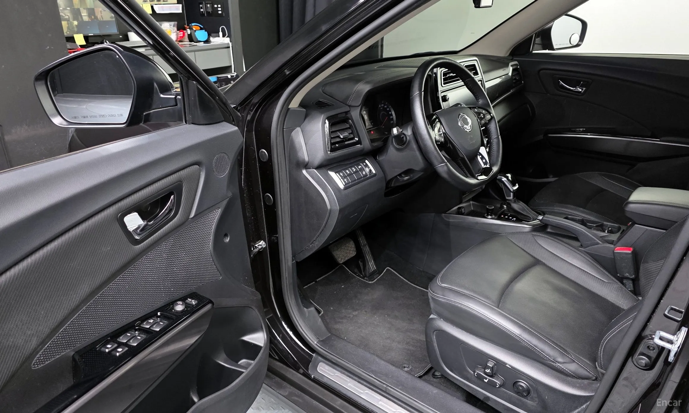 KG Mobility (SsangYong) Berry New Tivoli превью 10
