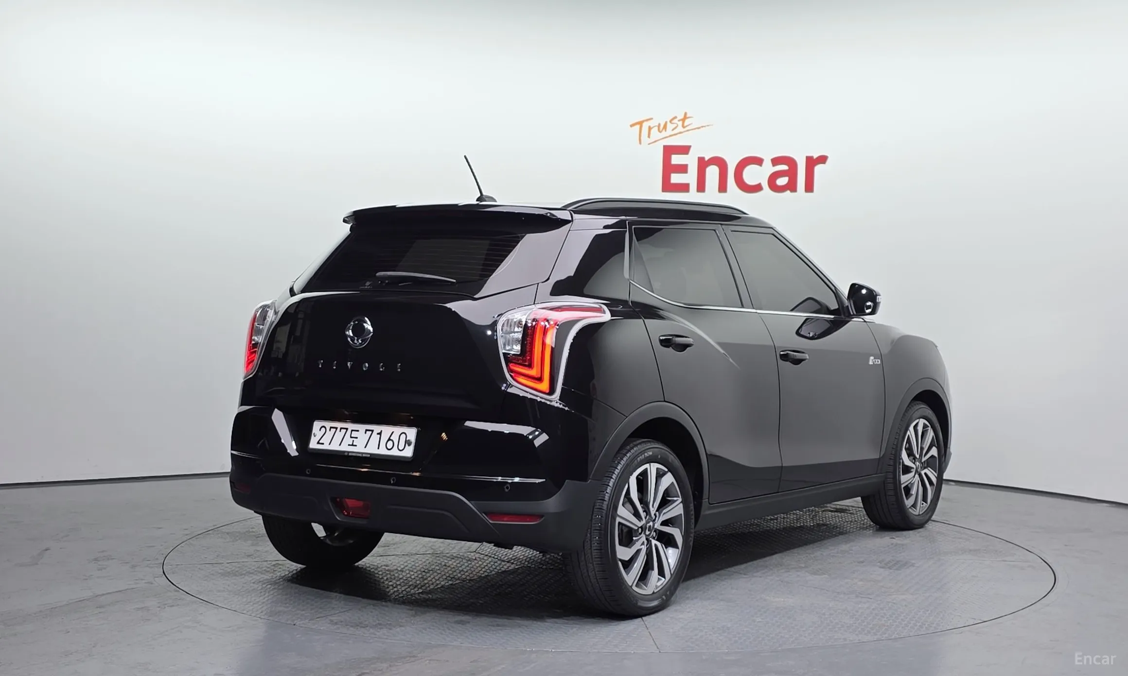 KG Mobility (SsangYong) Berry New Tivoli превью 2