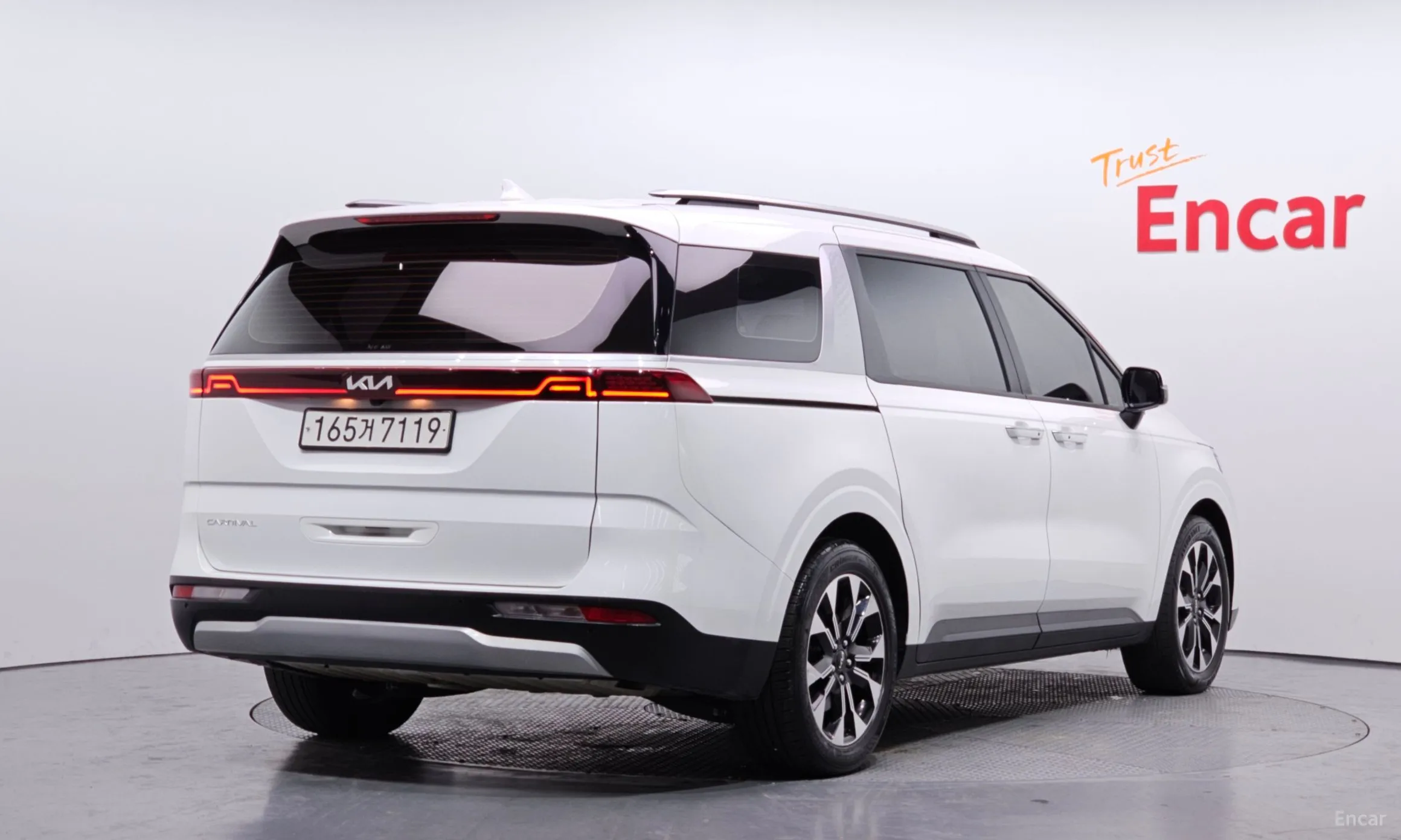 Kia Carnival Gen 4 превью 2