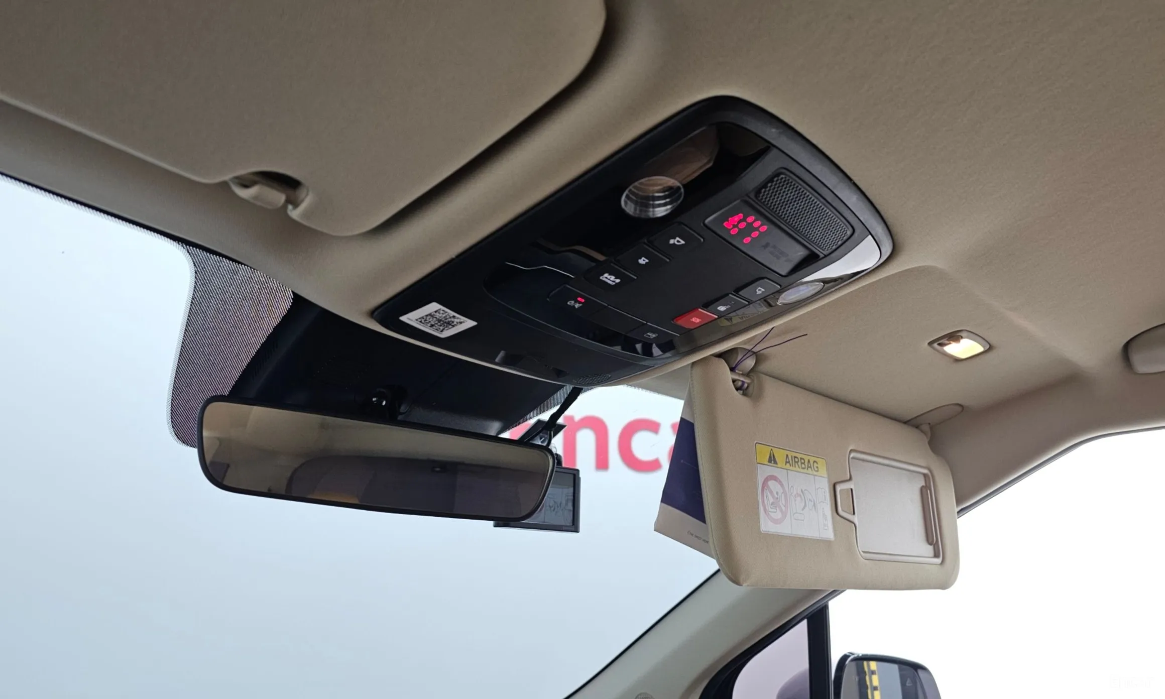 Kia Carnival Gen 4 превью 18