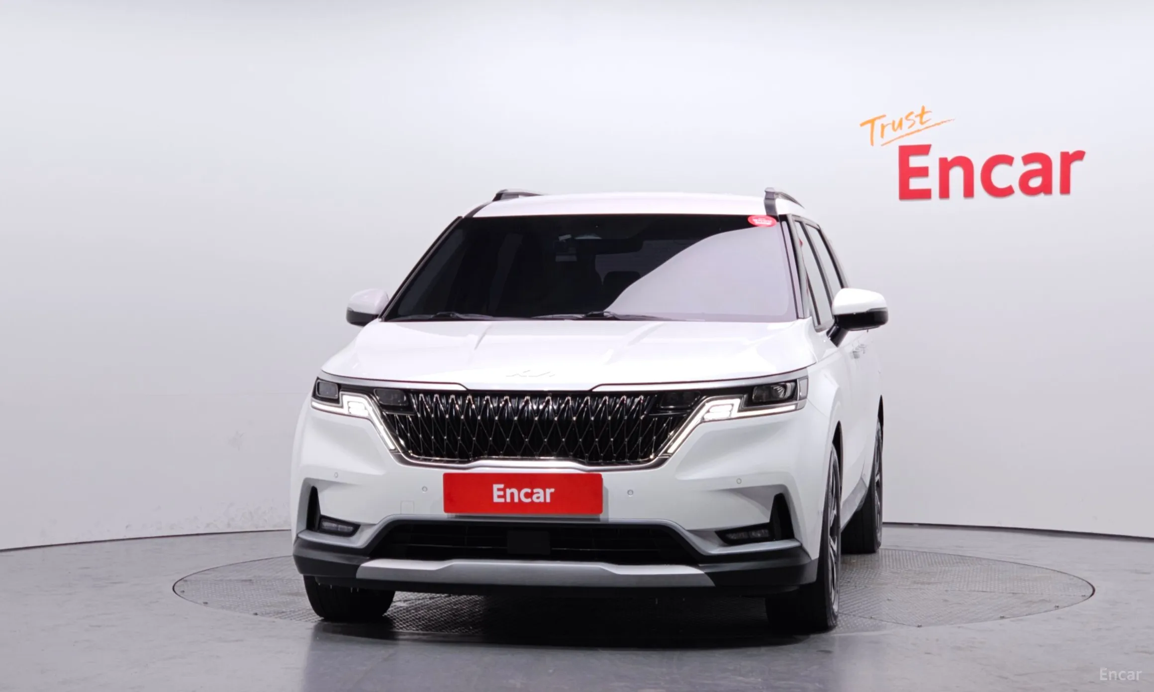 Kia Carnival Gen 4 превью 3