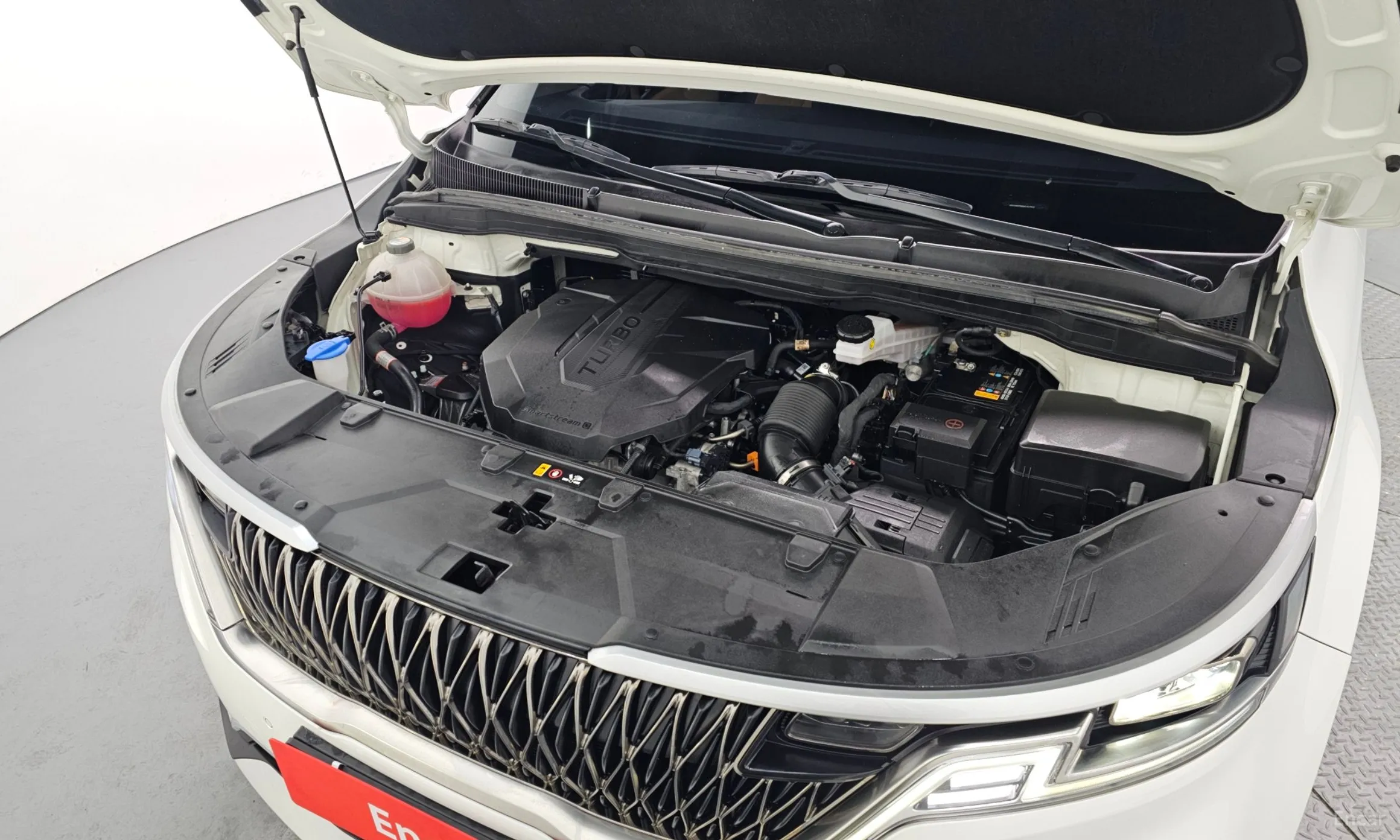 Kia Carnival Gen 4 превью 6
