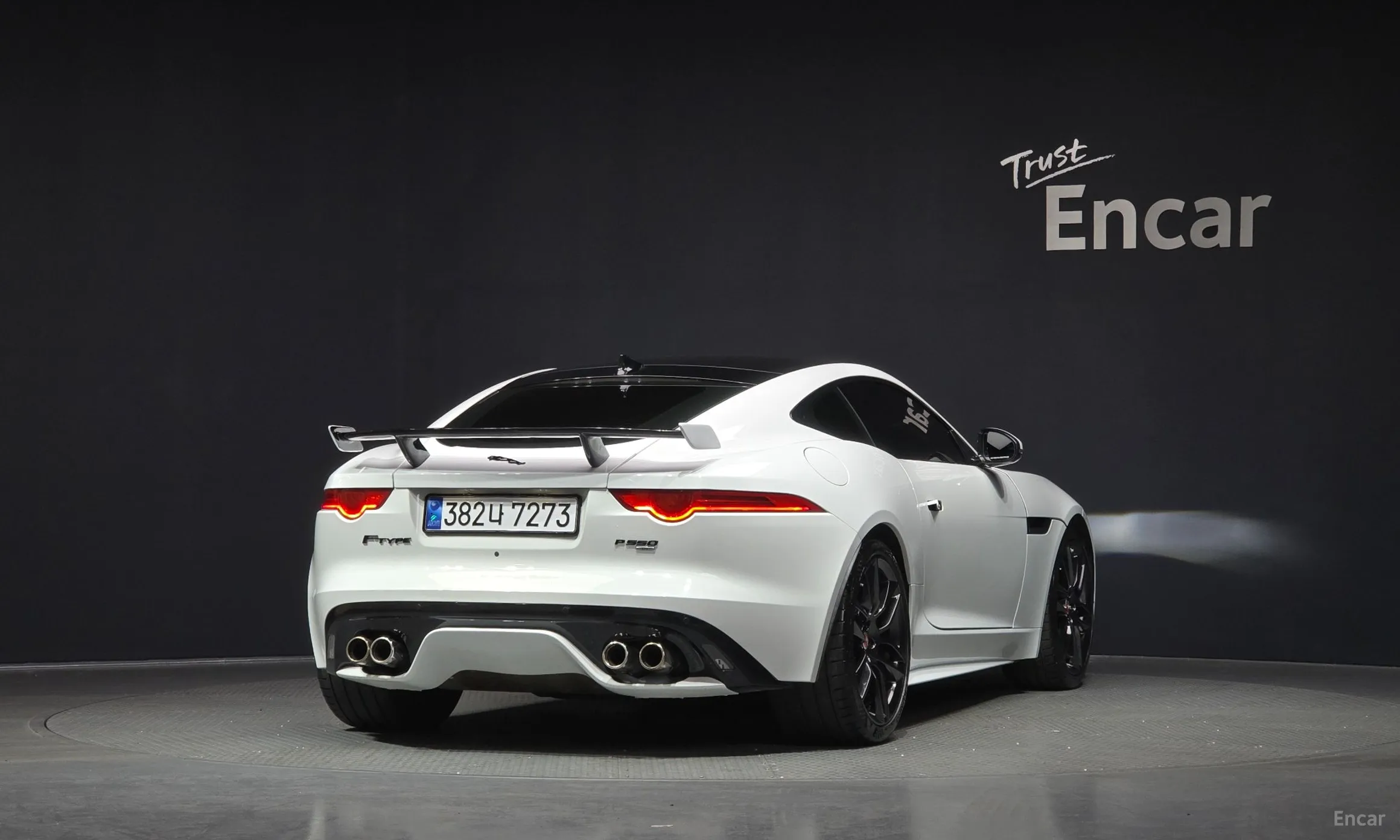 Jaguar F-TYPE