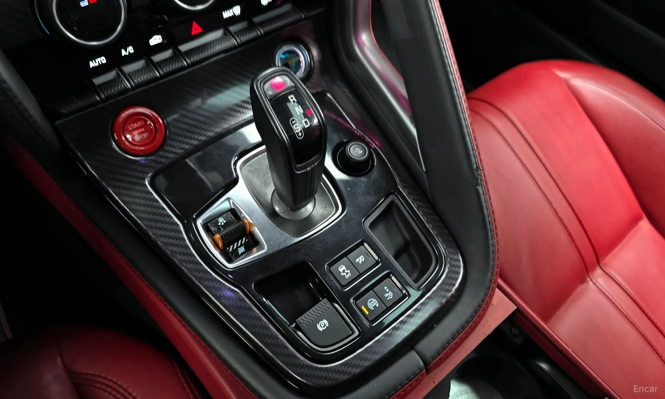 Jaguar F-TYPE превью 9
